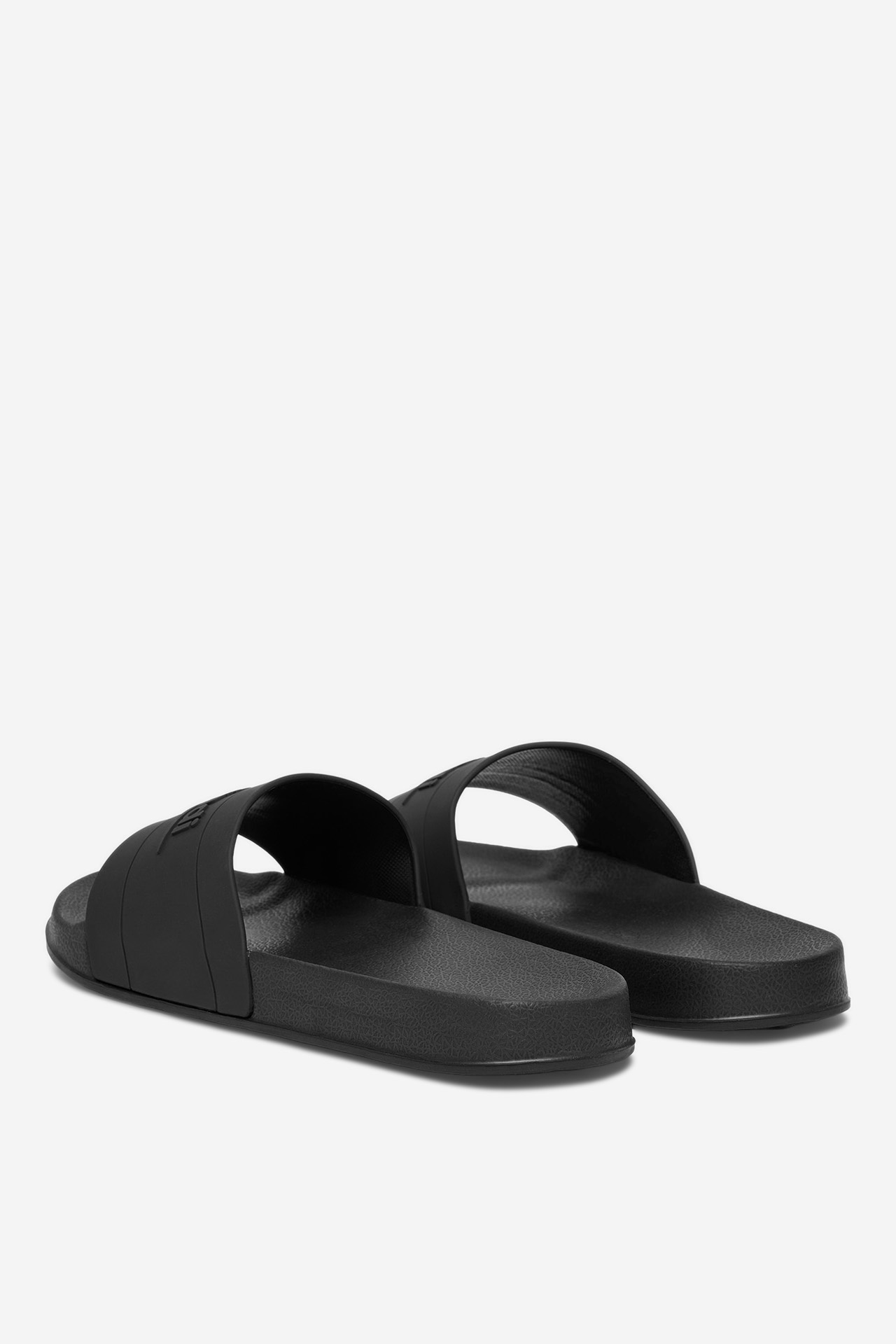 Šľapky k vode Čierna