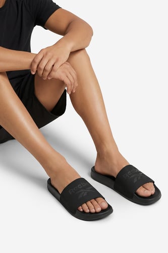 Reebok CEOWB-SS25-3C069-2 ČIERNA