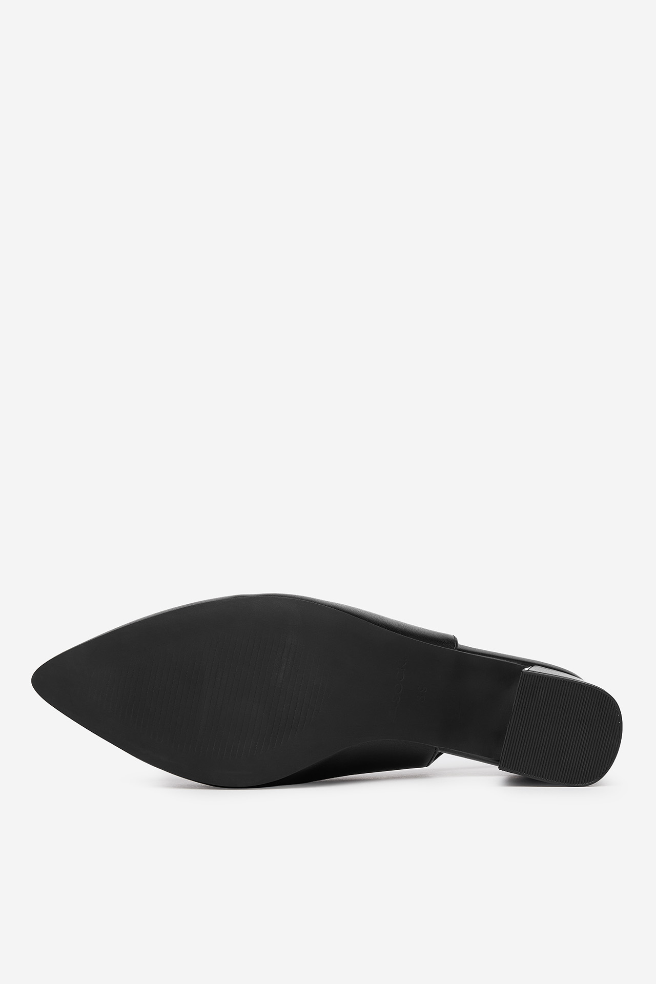 Pantofi cu toc Negru