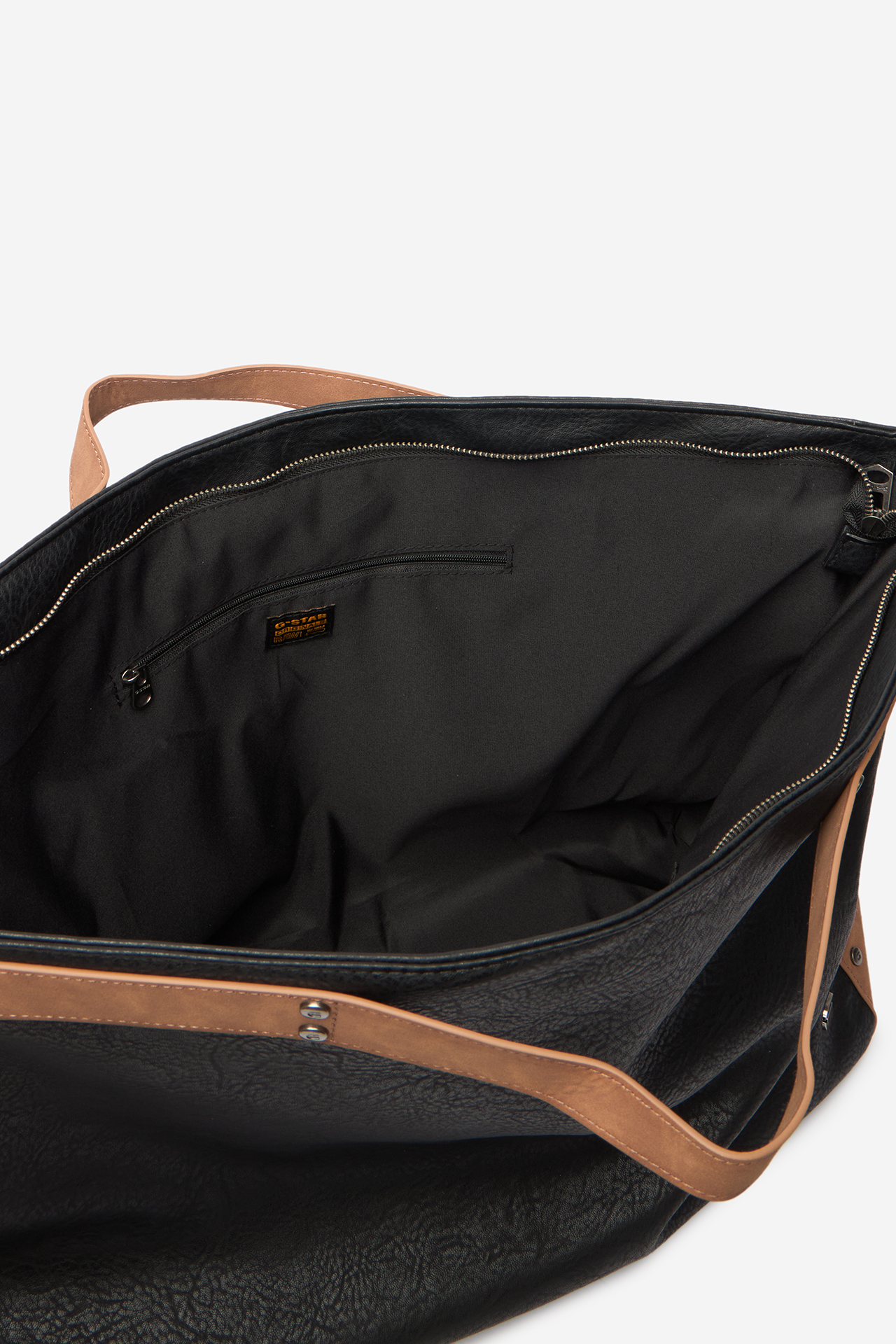 Víkendová taška Černá