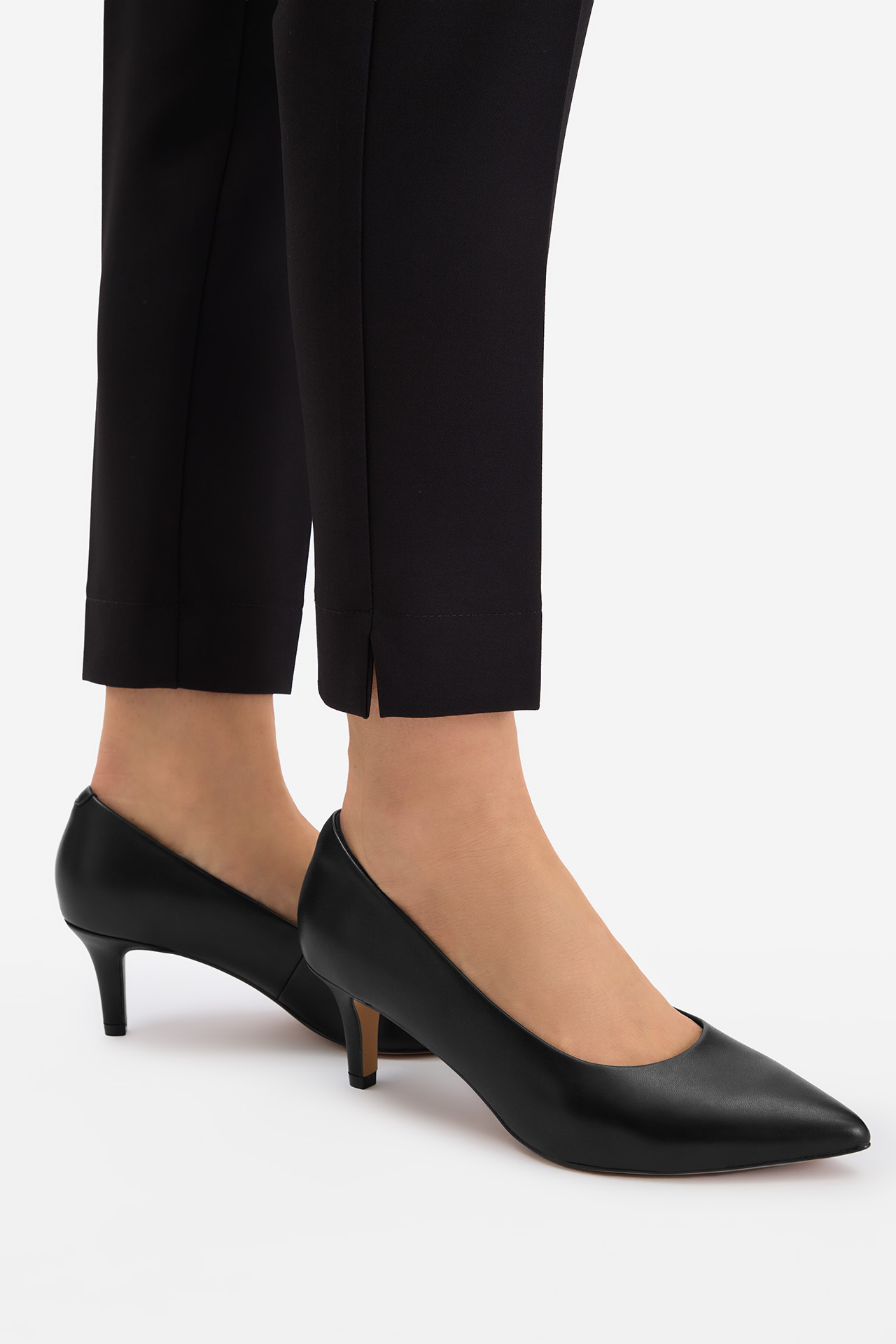 Pantofi cu toc Negru