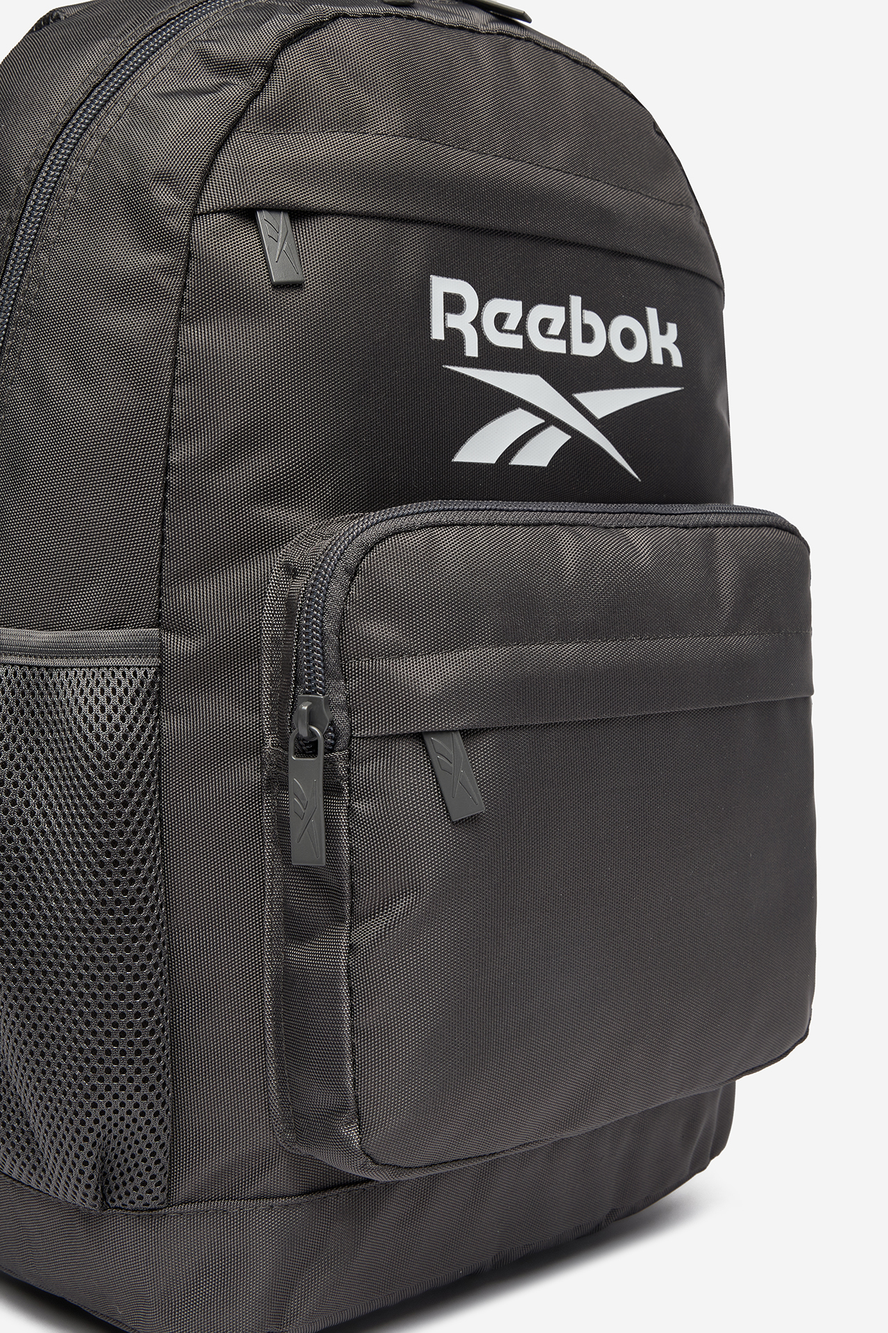 Nahrbtnik Temno siva