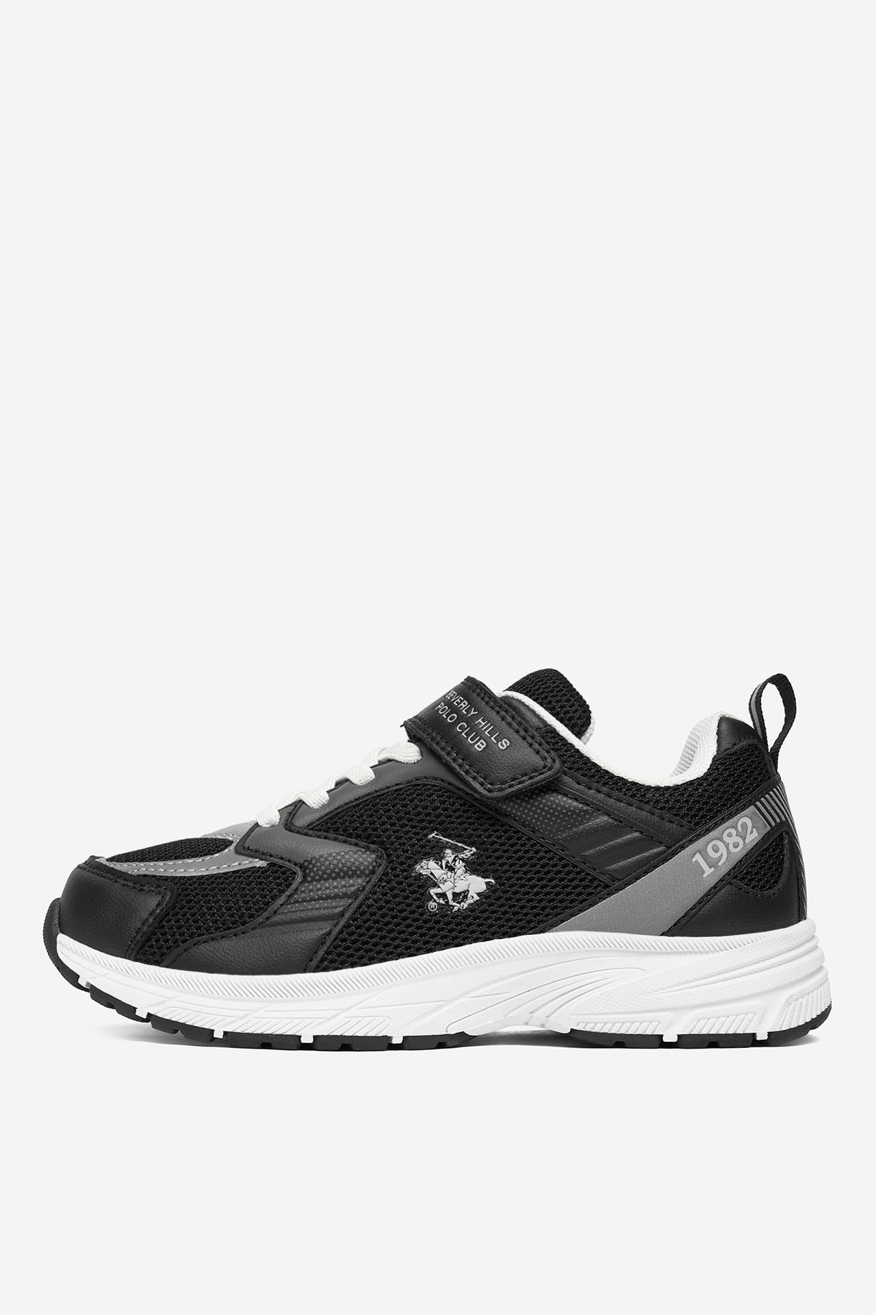 Sneakersy