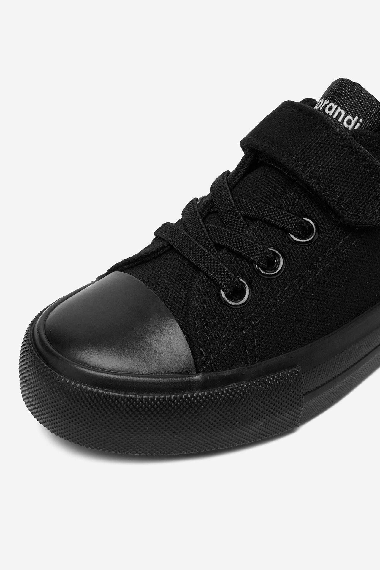 Platnene superge Črna