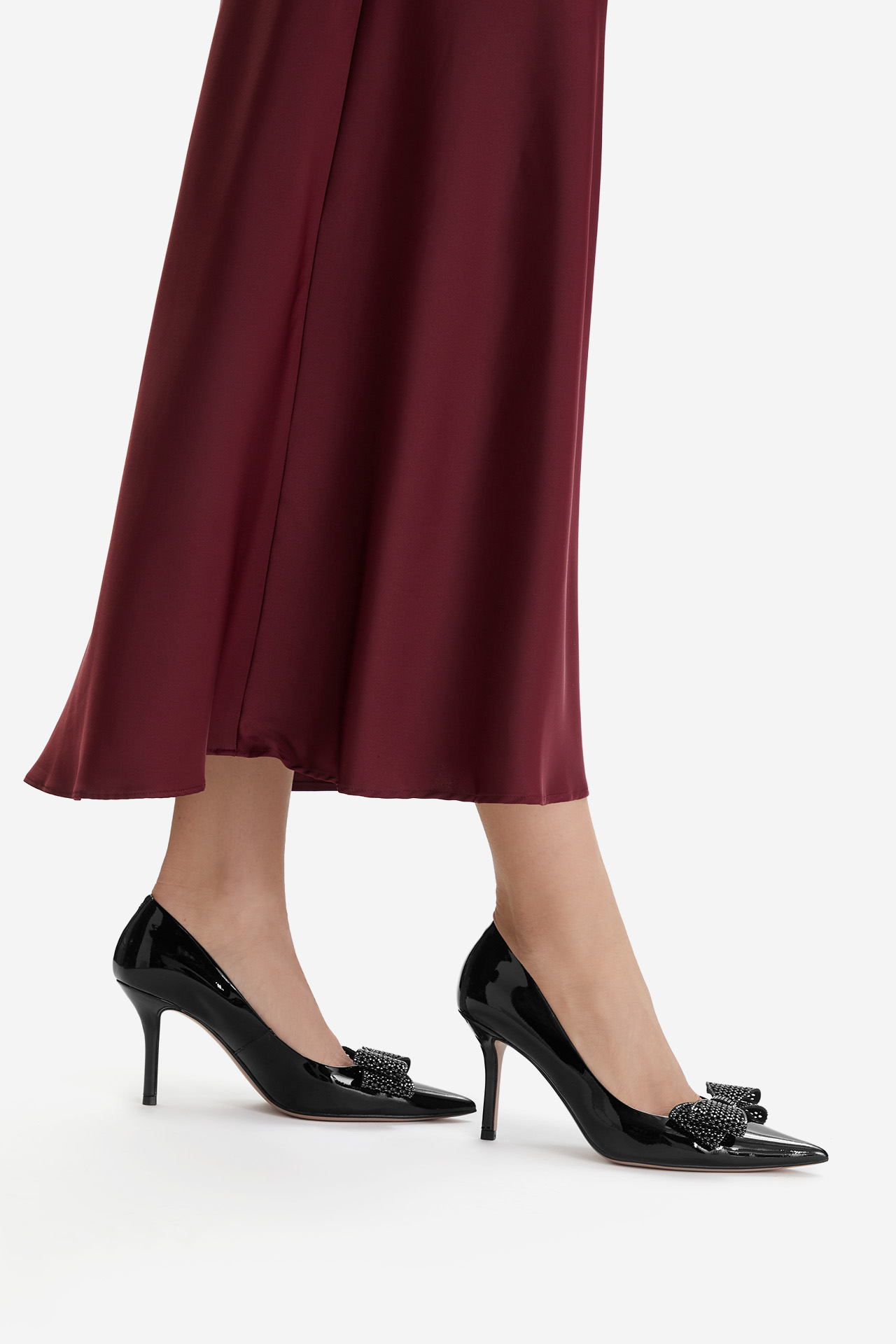 Čevlji z visoko peto Črna