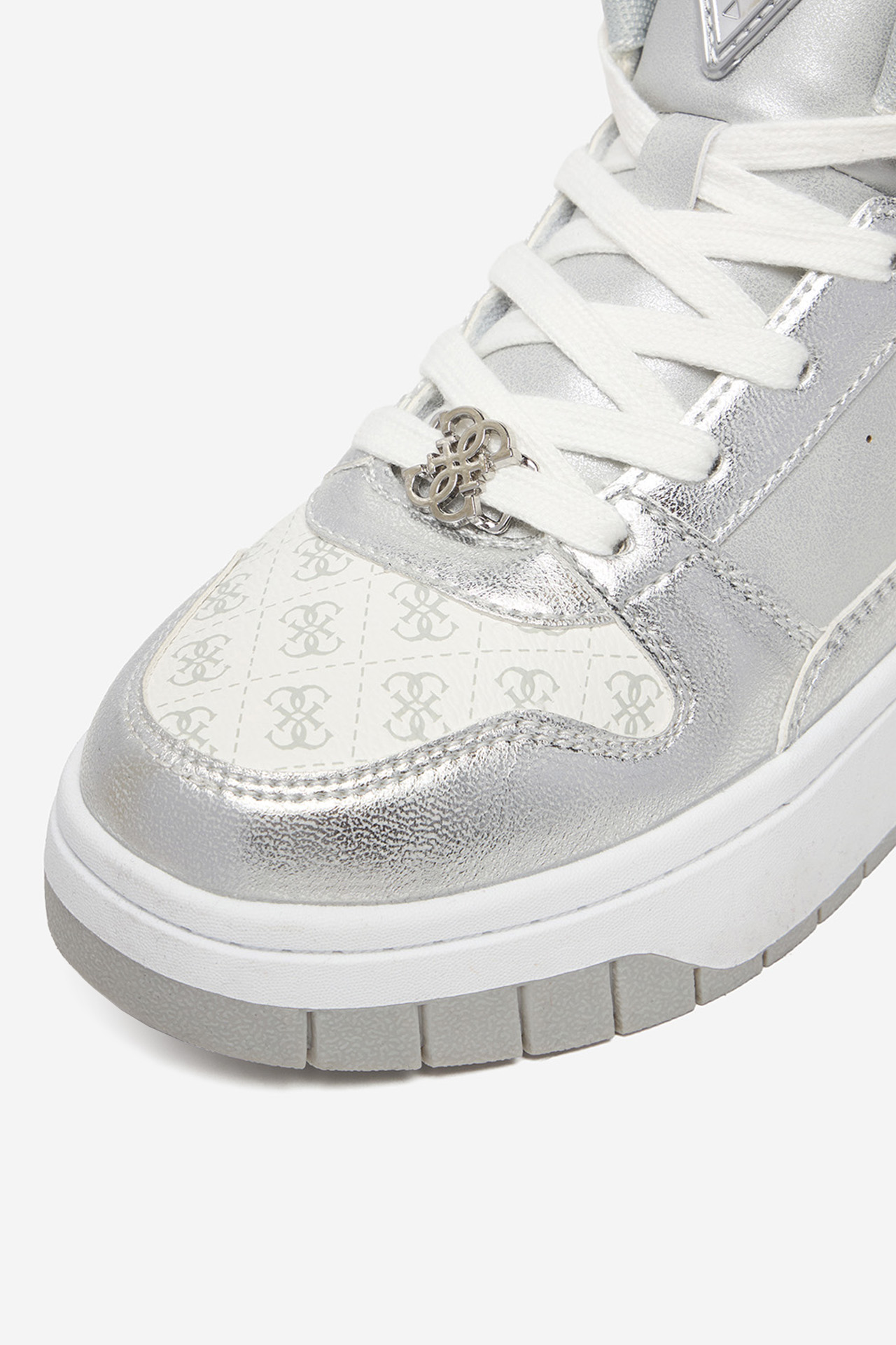 Sneakersy Stříbrná