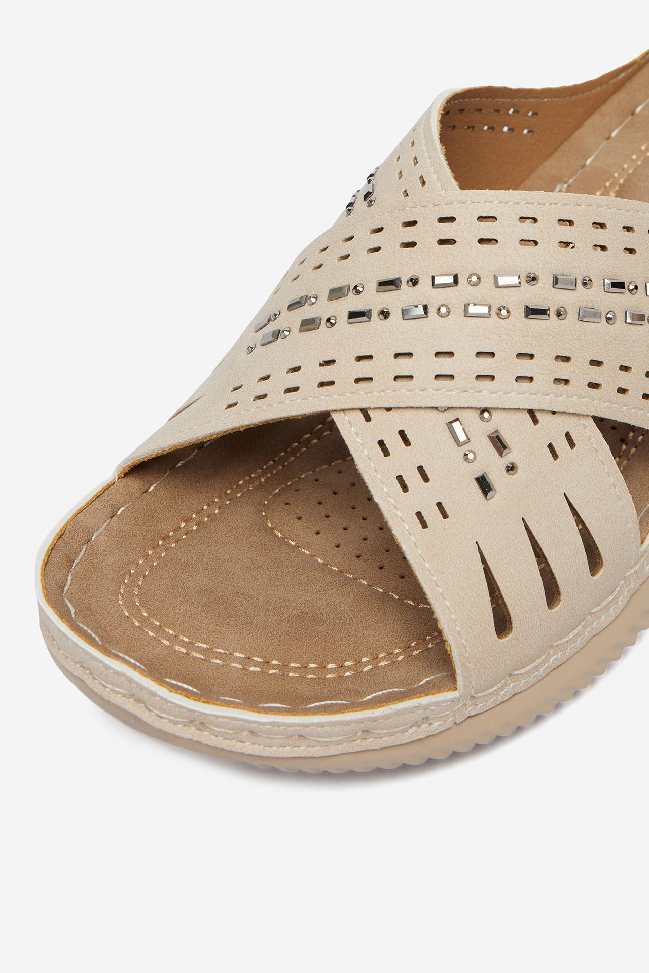 Nazouváky Béžová