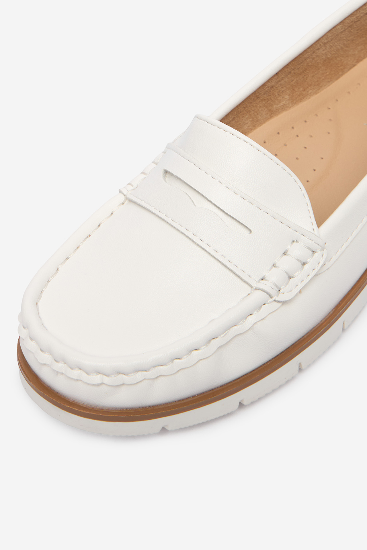 Mokasíny Bílá