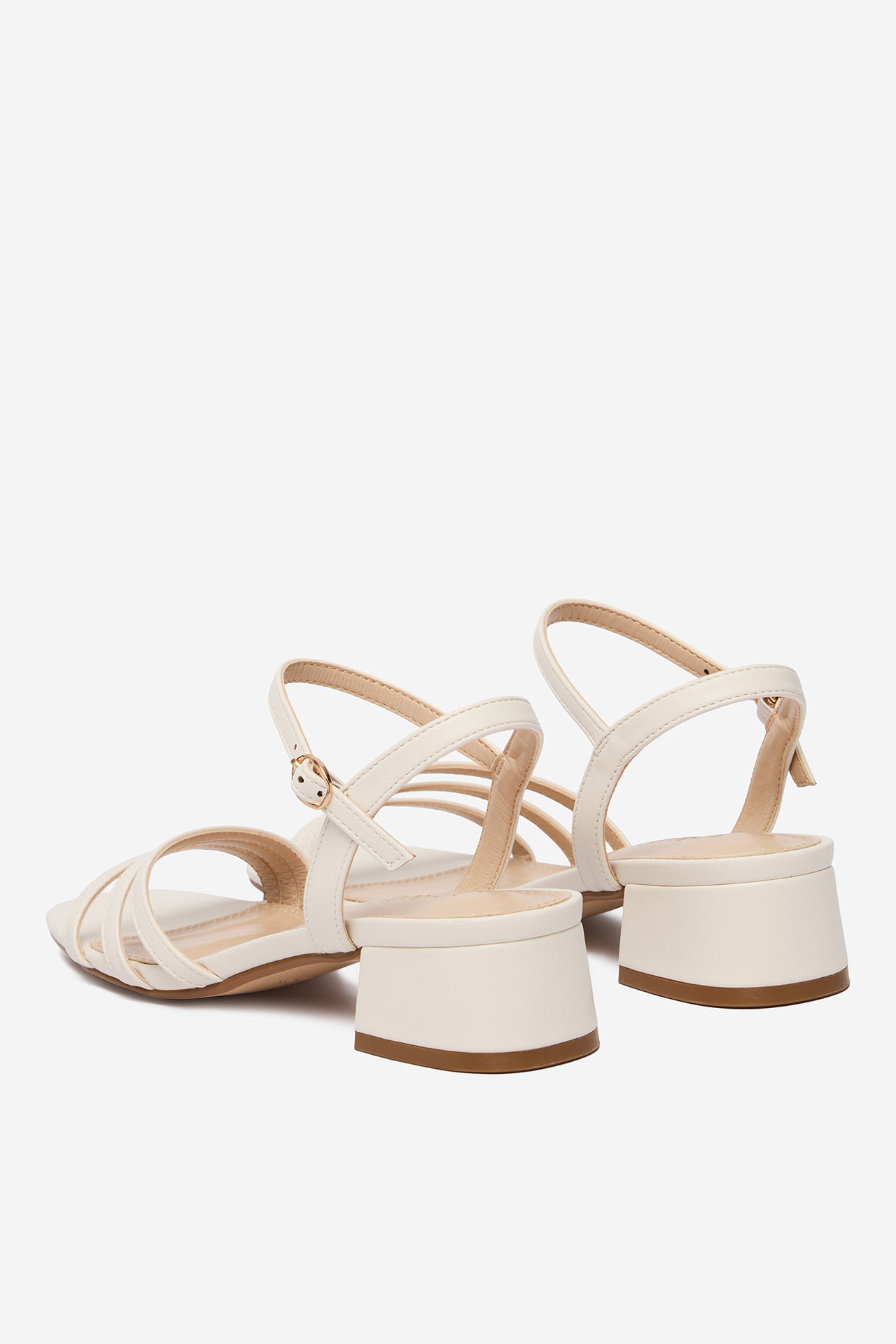 Sandály Krémová