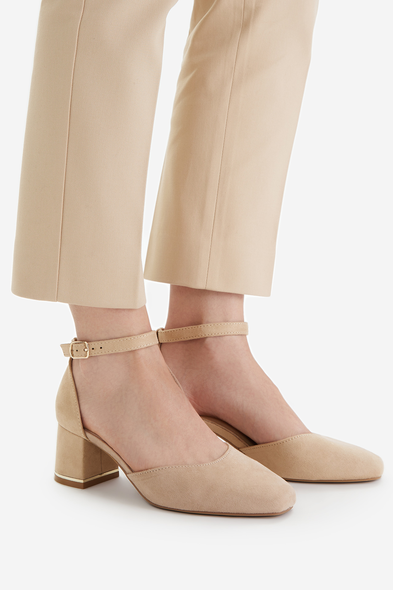 Lodičky Světle béžová