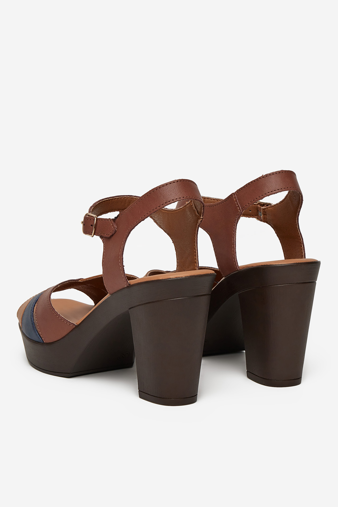 Sandály Hnědá