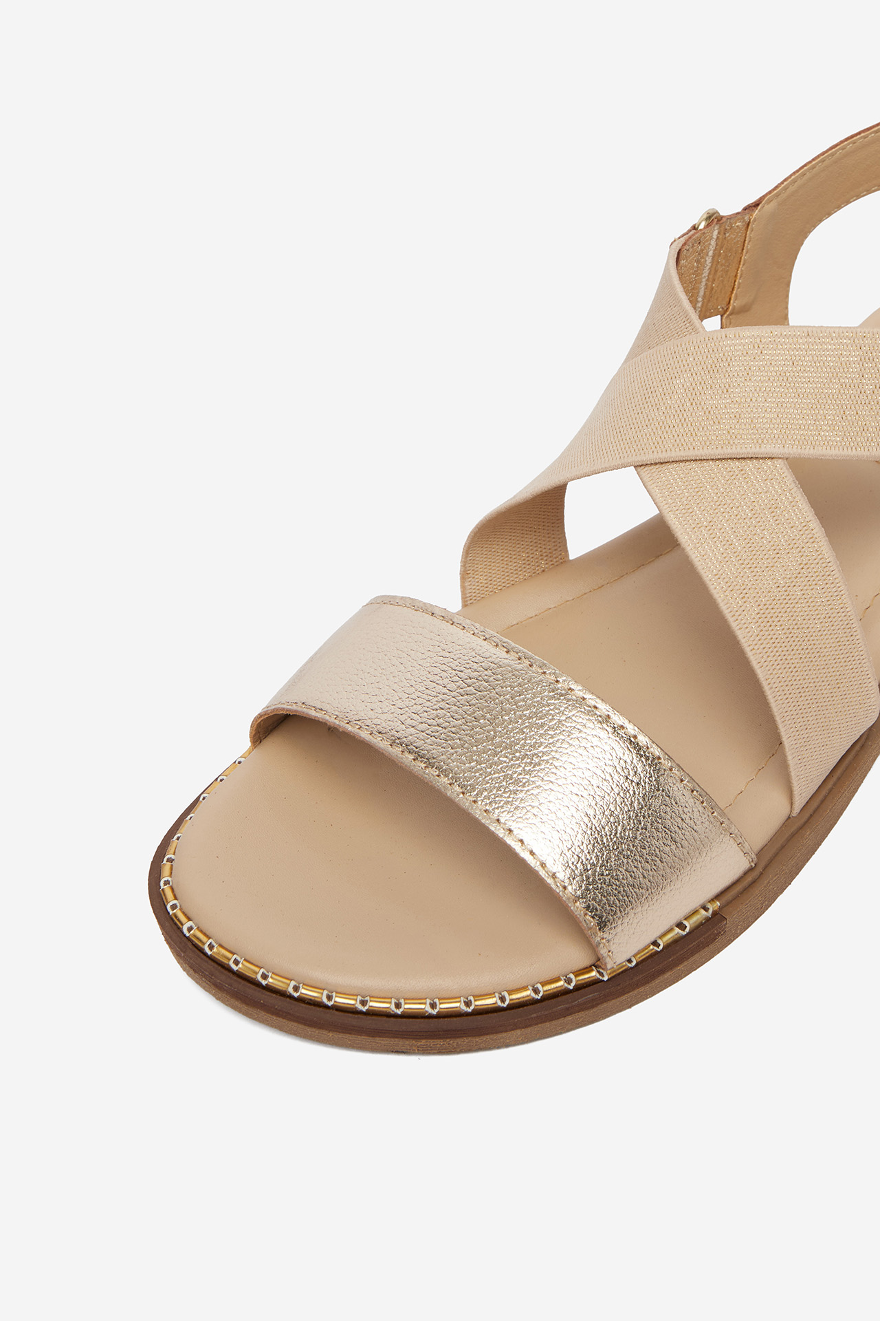 Szandál Arany