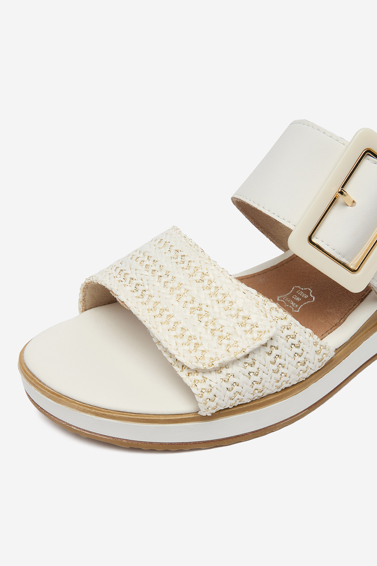 Nazouváky Krémová