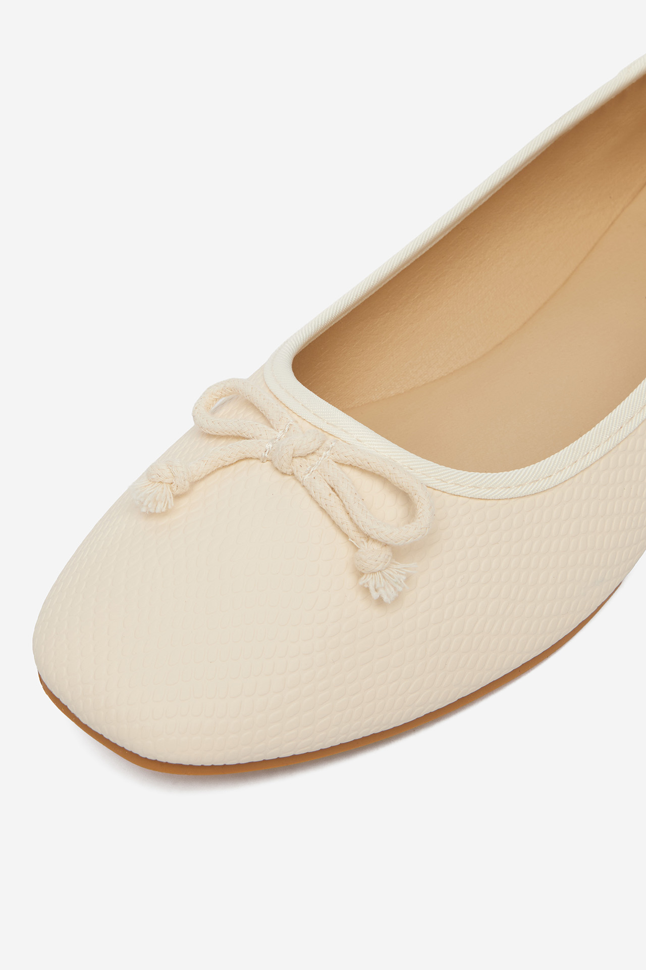 Baleríny Krémová