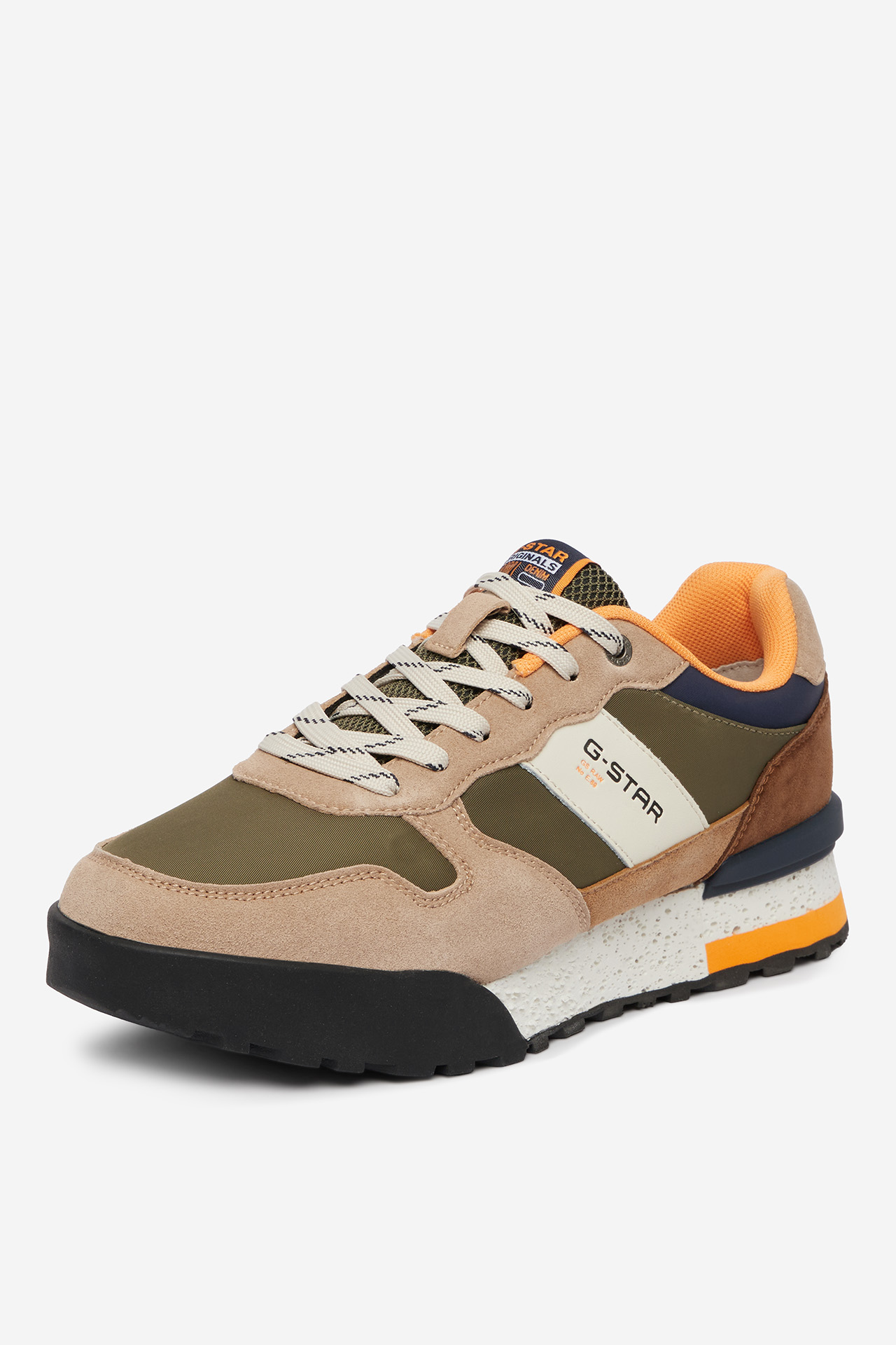 Сникърси Бежов