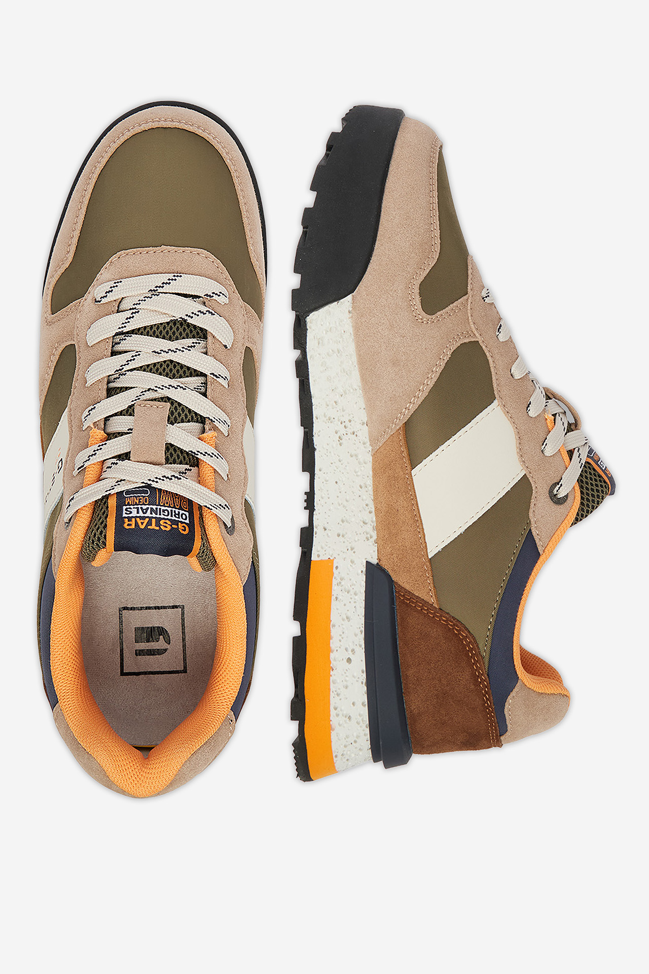 Сникърси Бежов