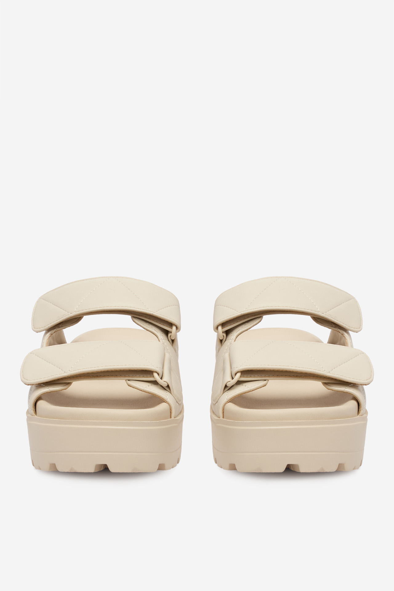 Nazouváky Krémová