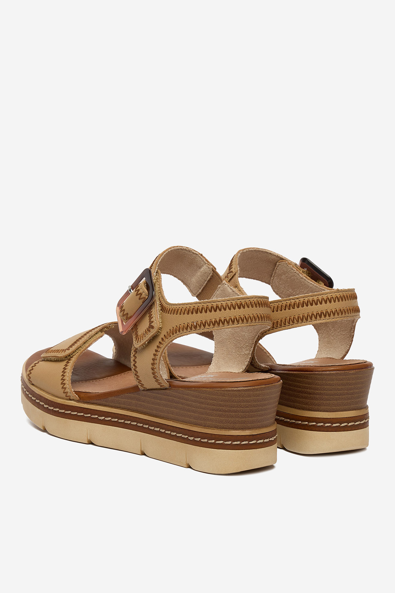 Sandály Světle hnědá