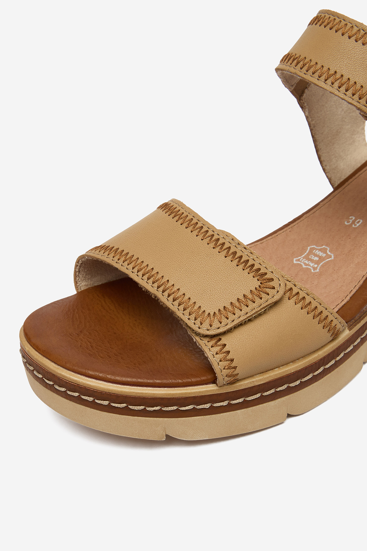 Sandály Světle hnědá