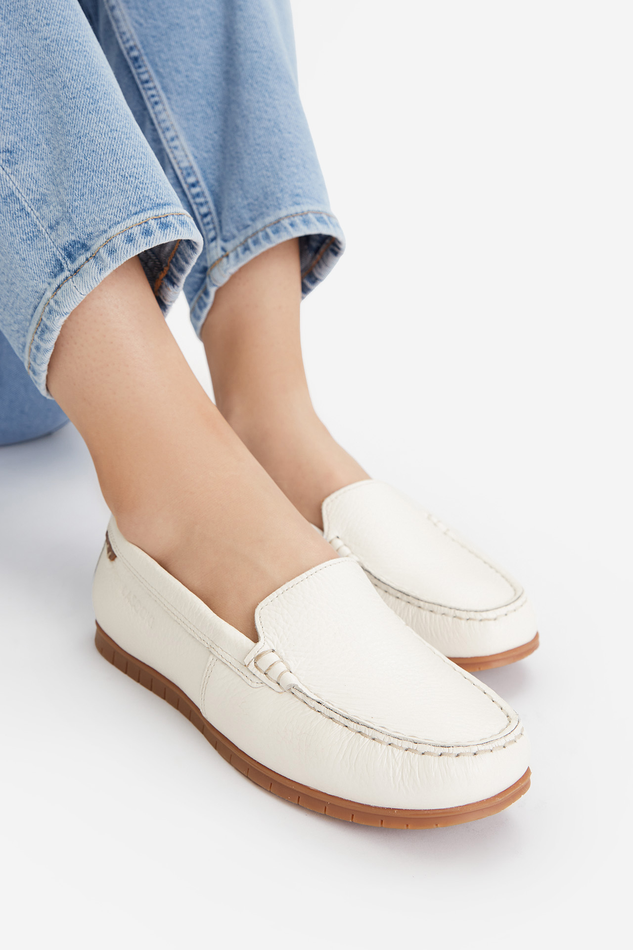 Mokasíny Bílá