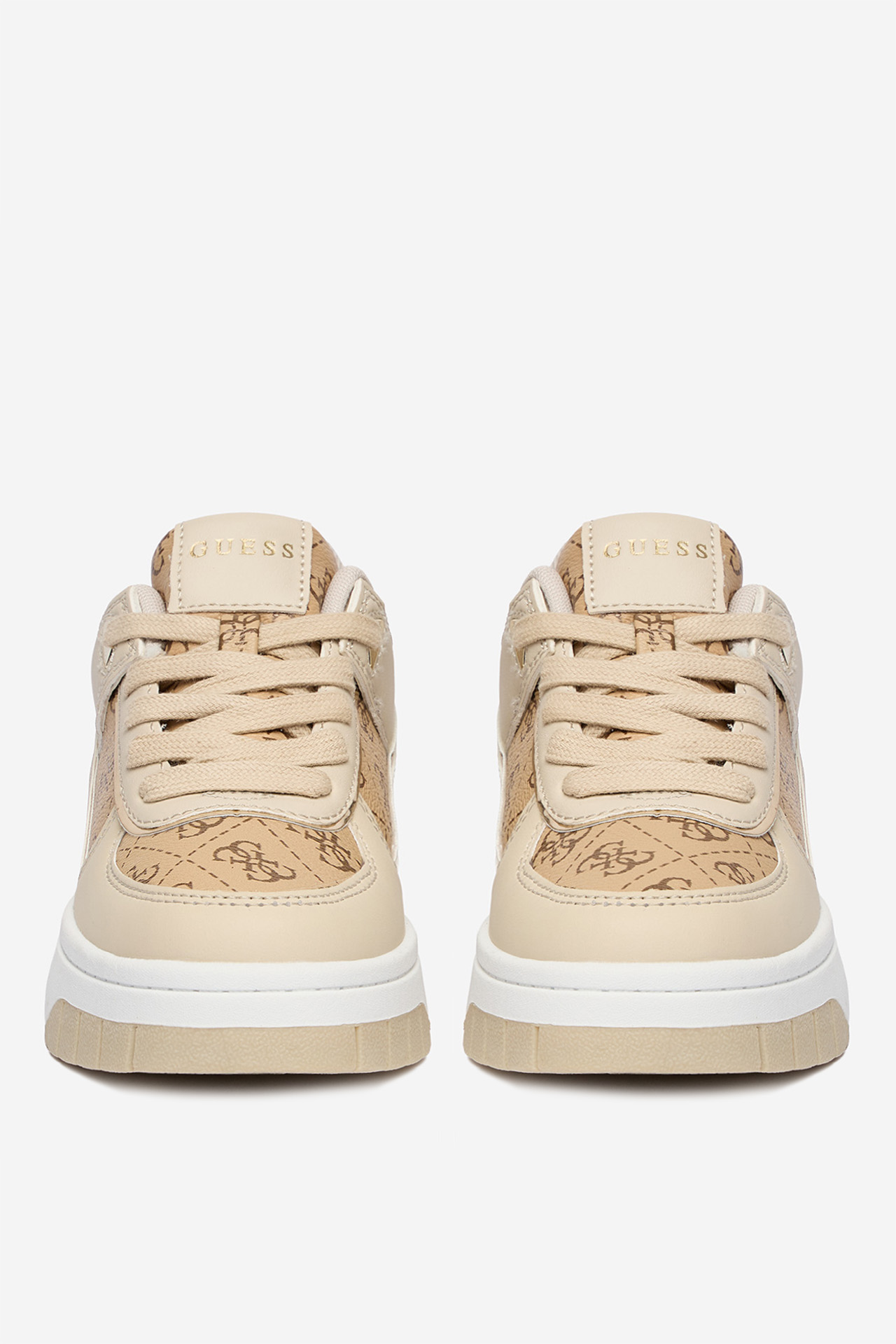 Сникърси Бежов