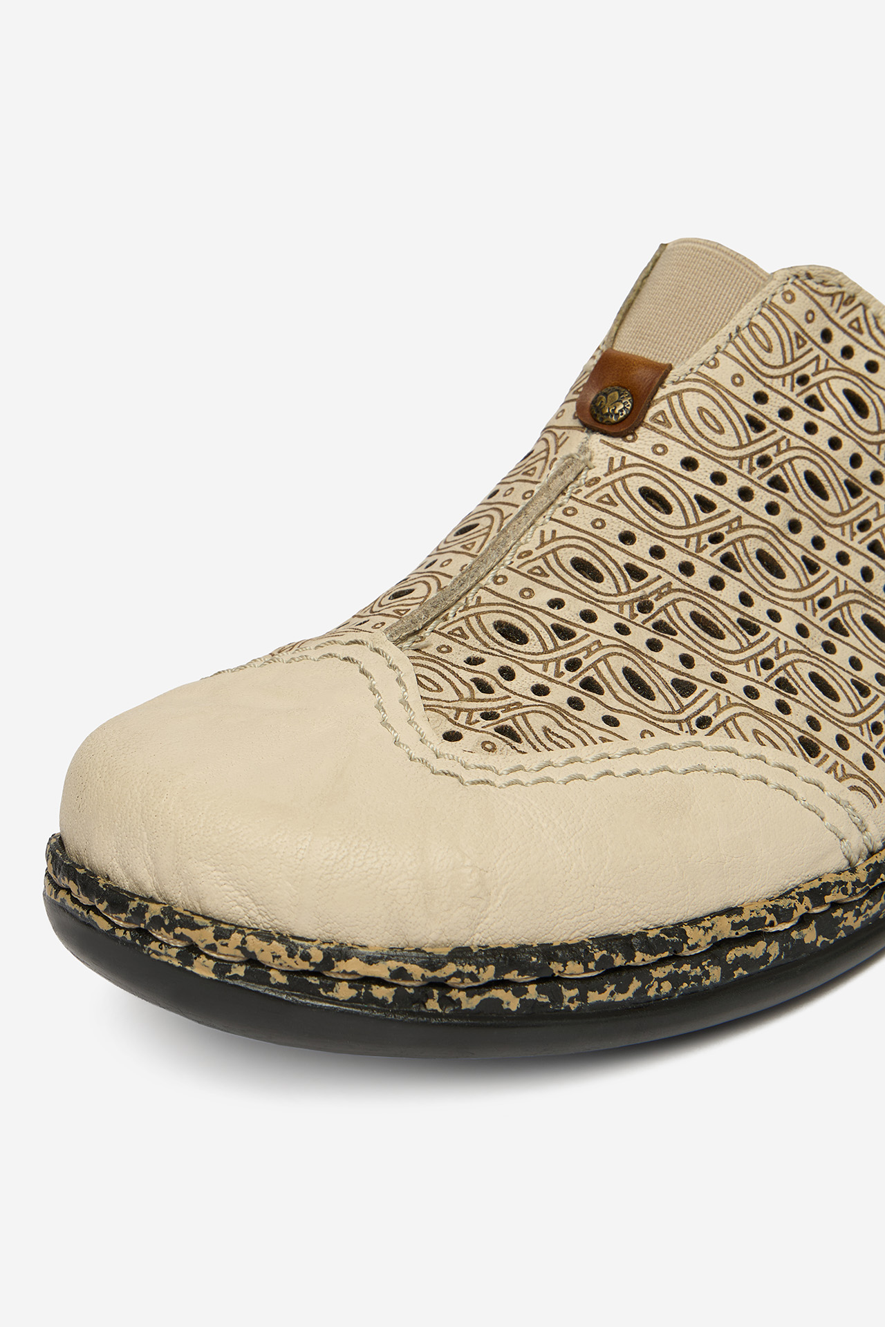 Nazouváky Béžová