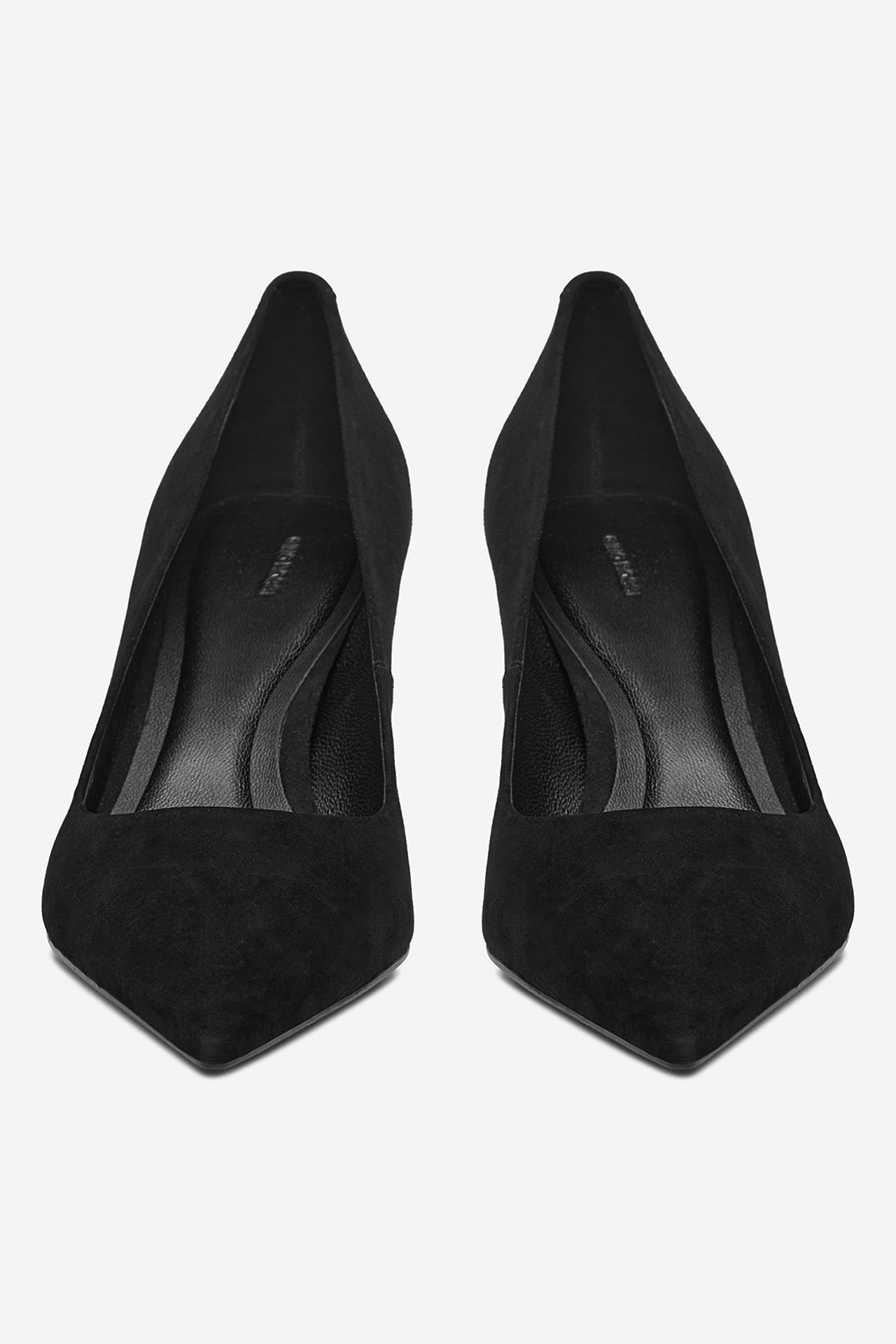 Čevlji z visoko peto Črna