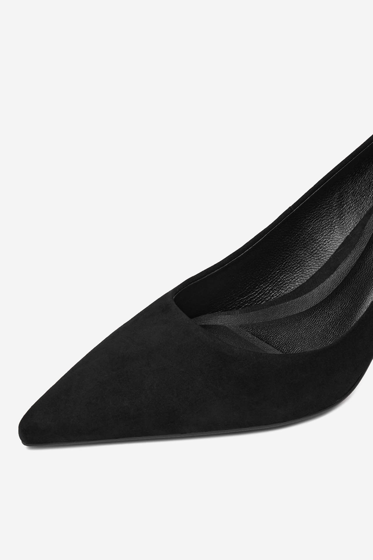 Čevlji z visoko peto Črna