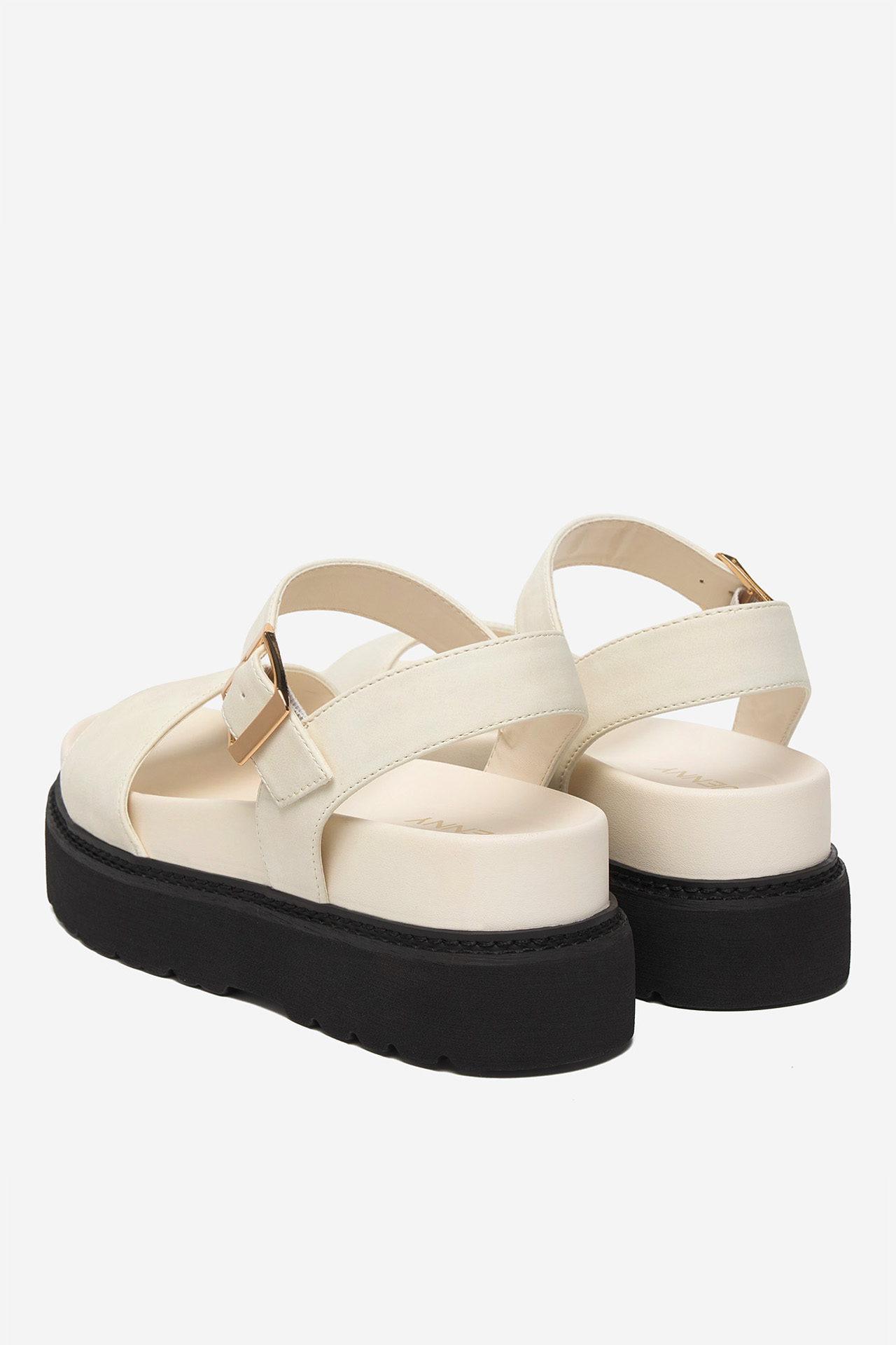 Sandály Krémová