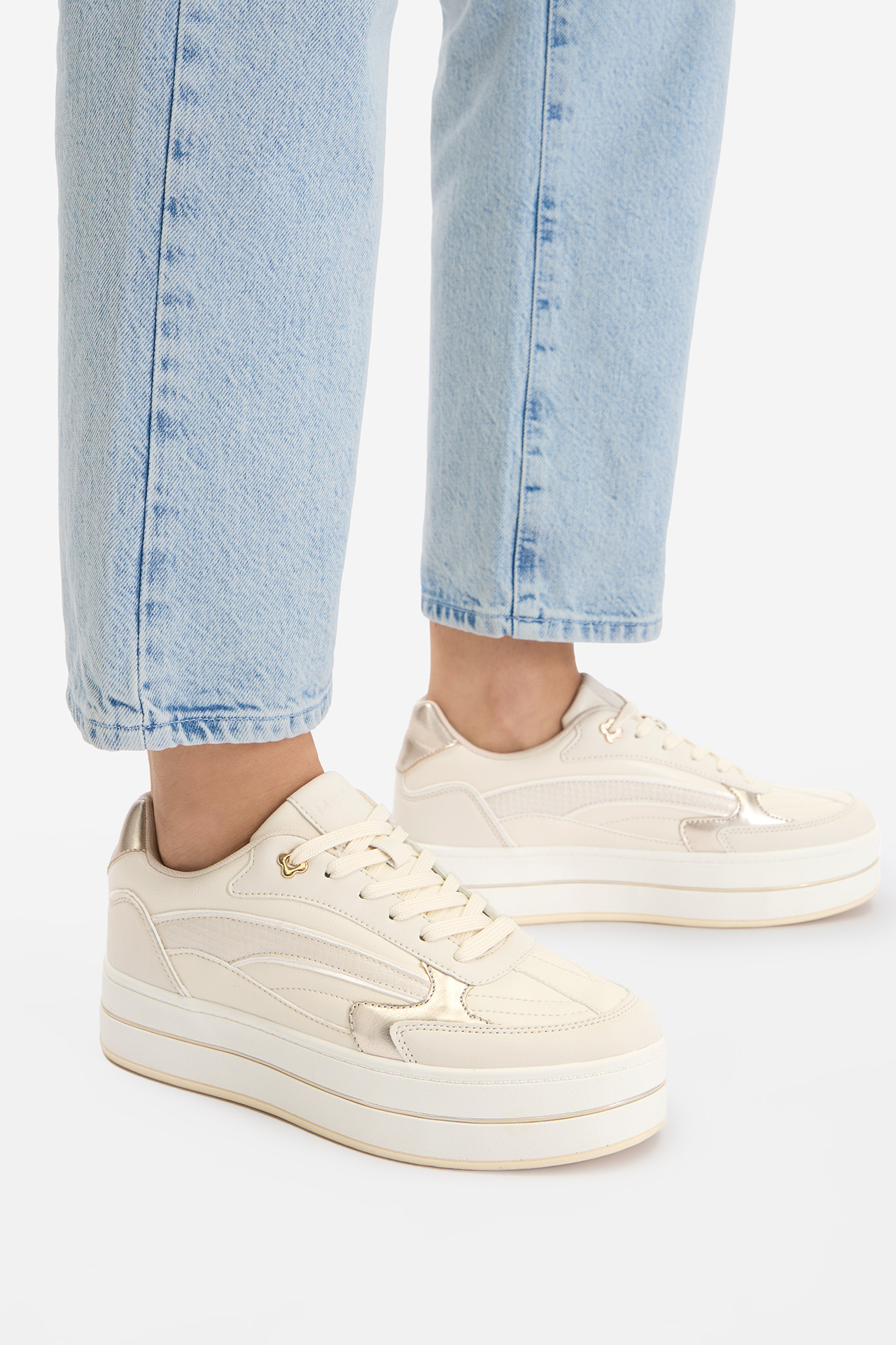 Sneakersy Krémová