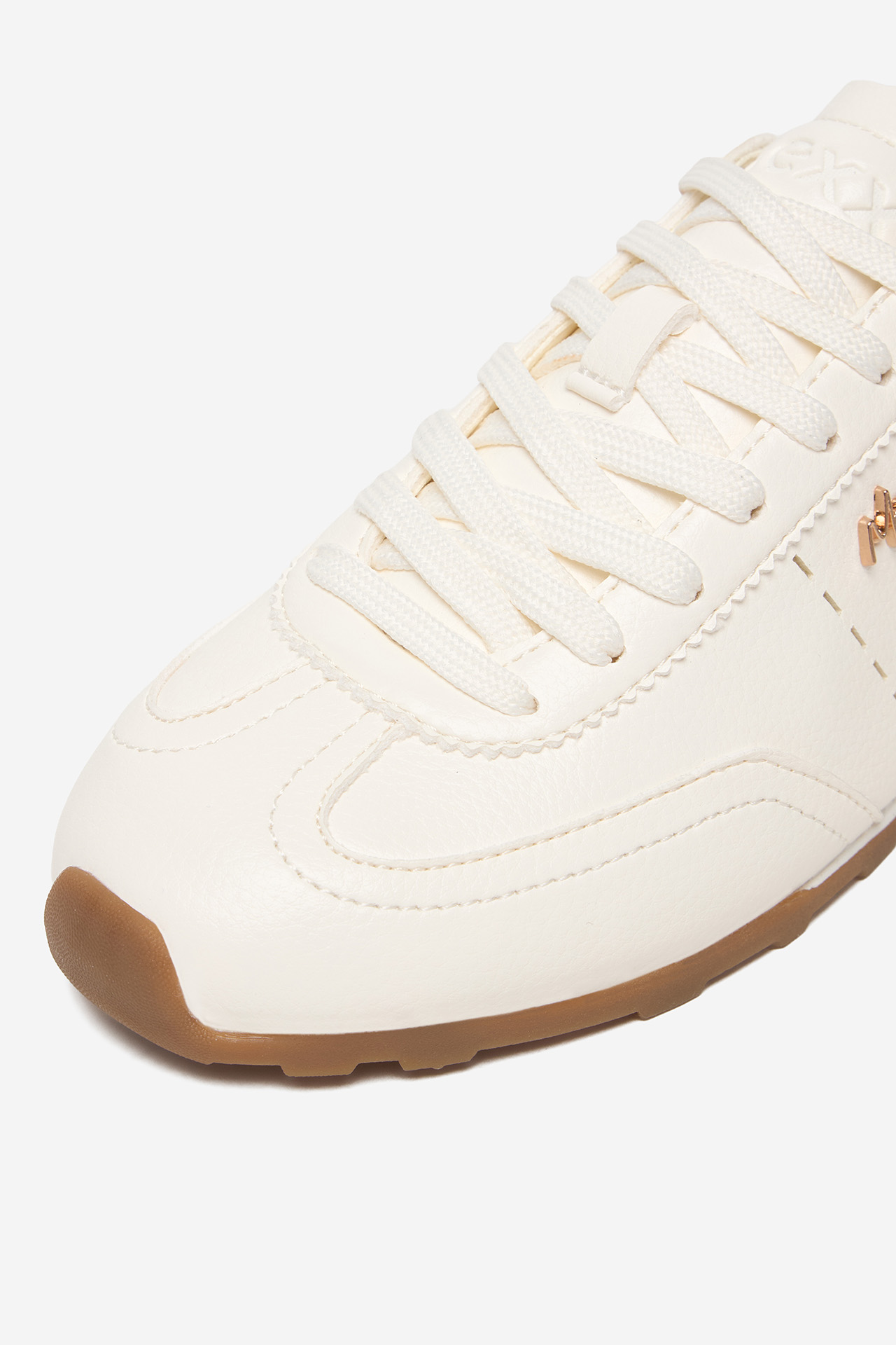 Sneakersy Bílá
