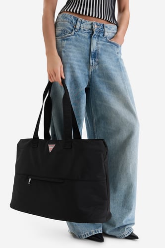 GUESS JEANS CWBEO-GUESS-XC-004-09 Črna