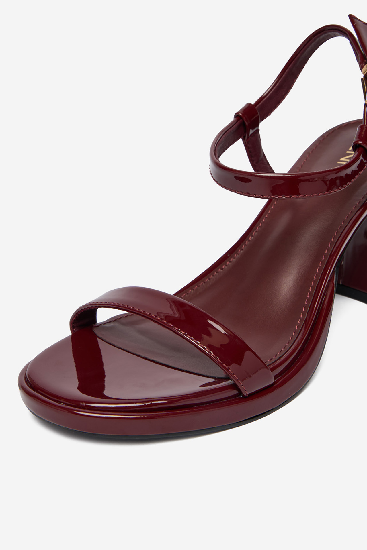 Sandály Vínový