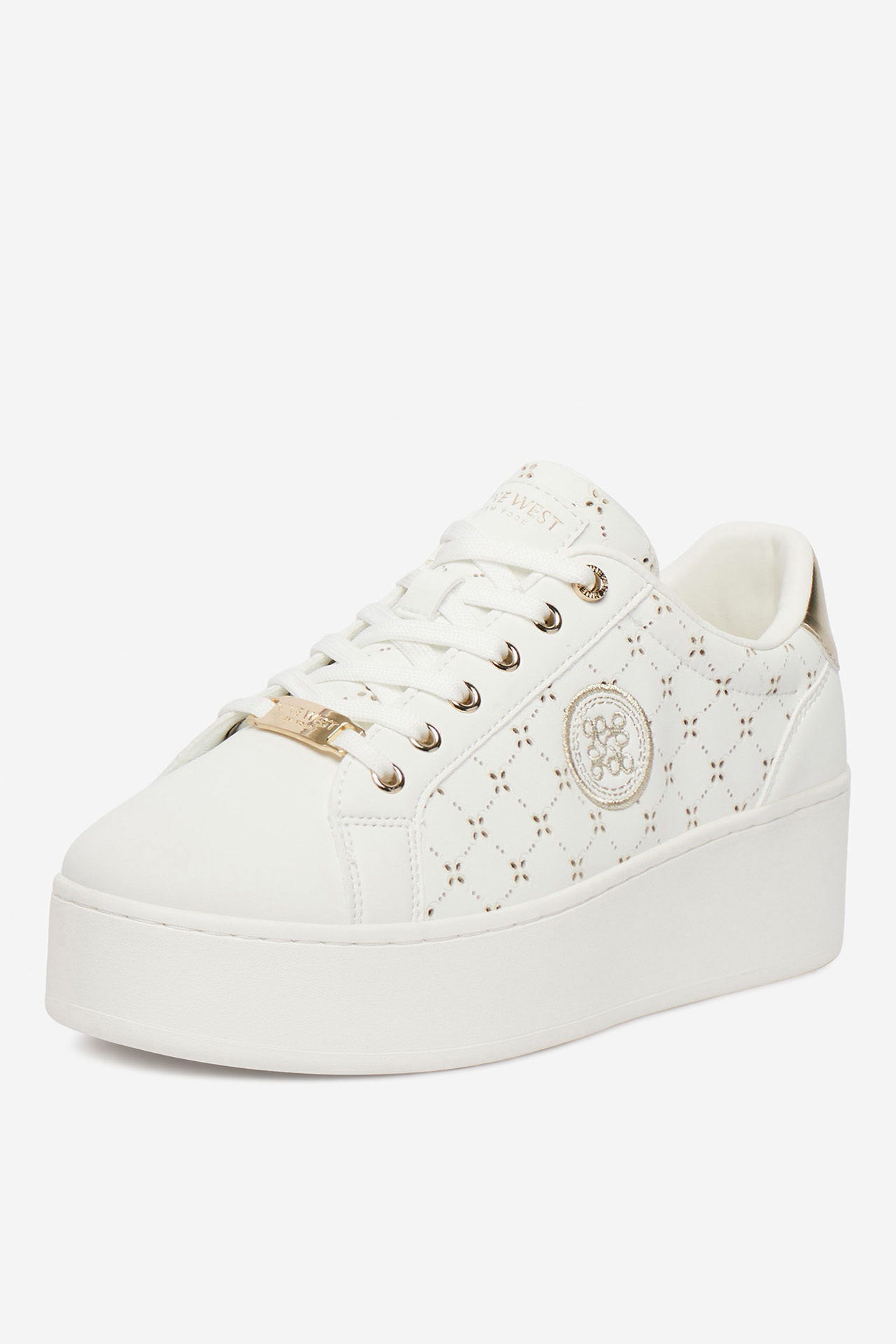 Сникърси Бял