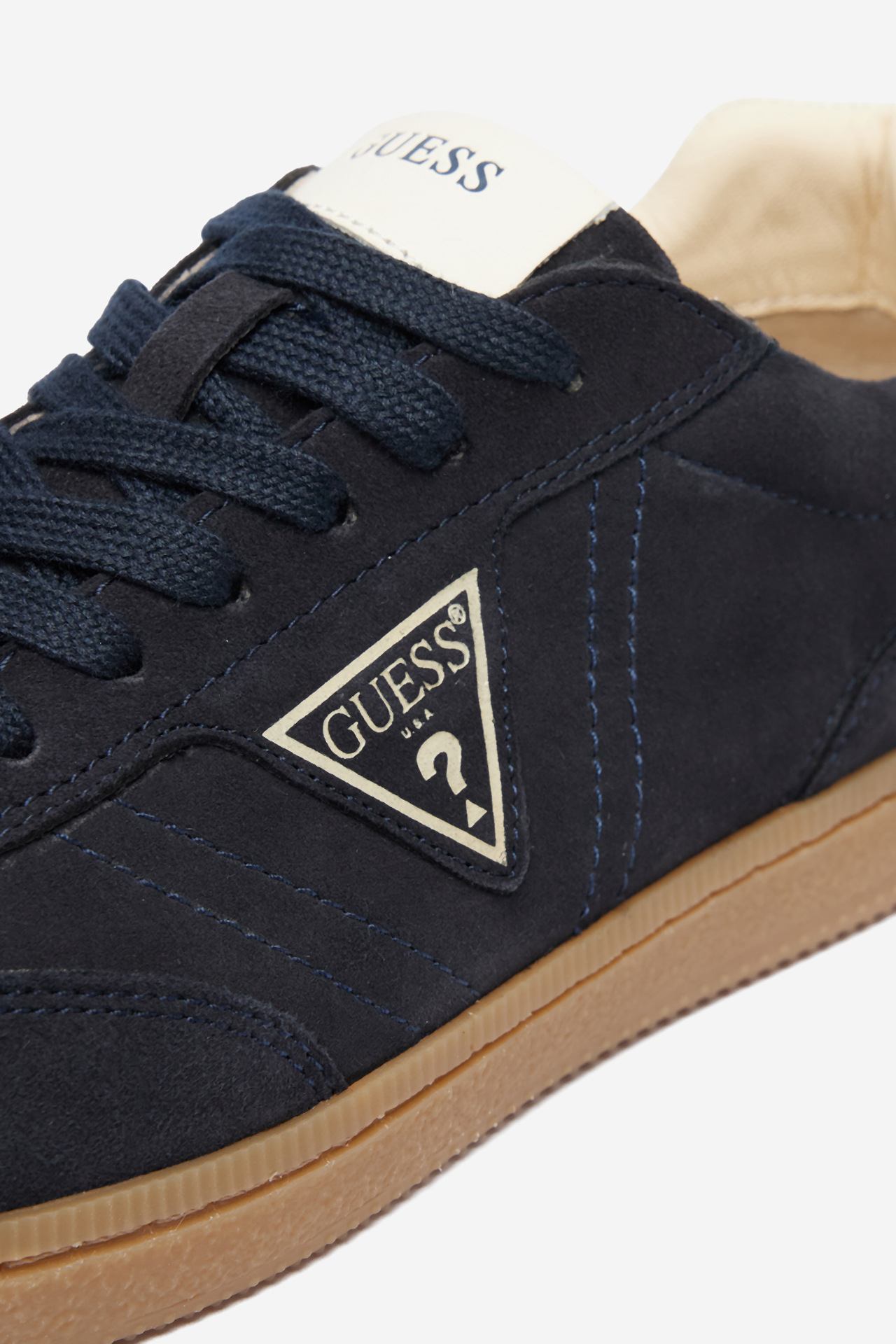 Sneakersy Tmavomodrá