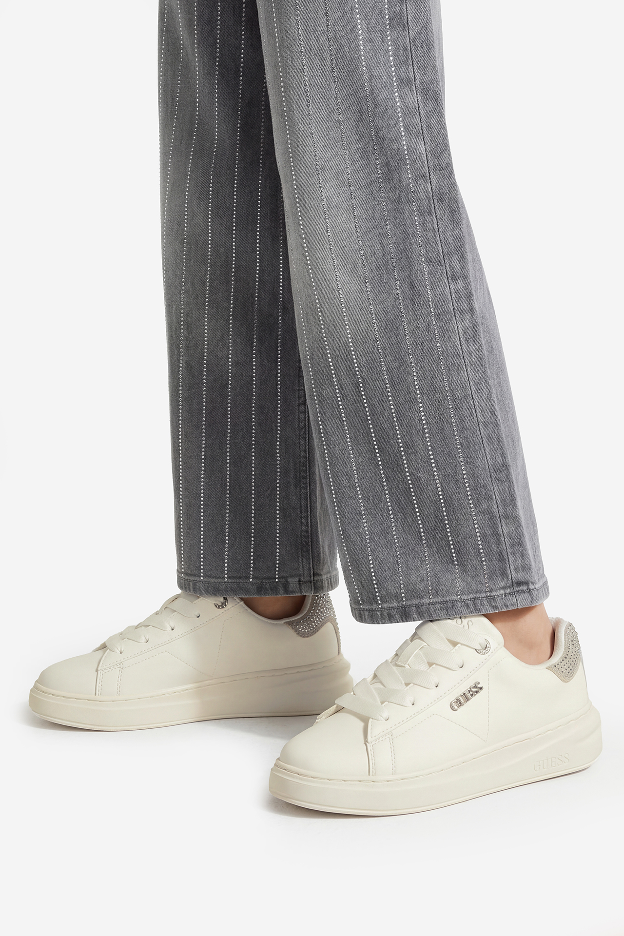 Sneakersy GUESS KIDS CEOWB-V12-1145A Biały