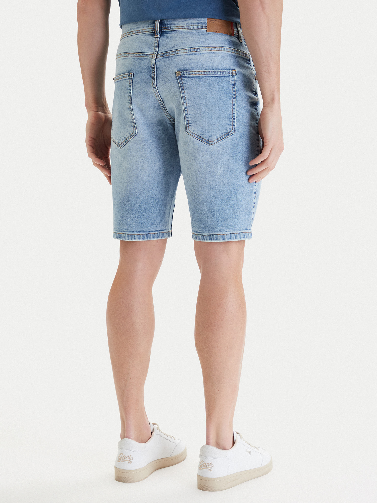 Spodenki jeansowe