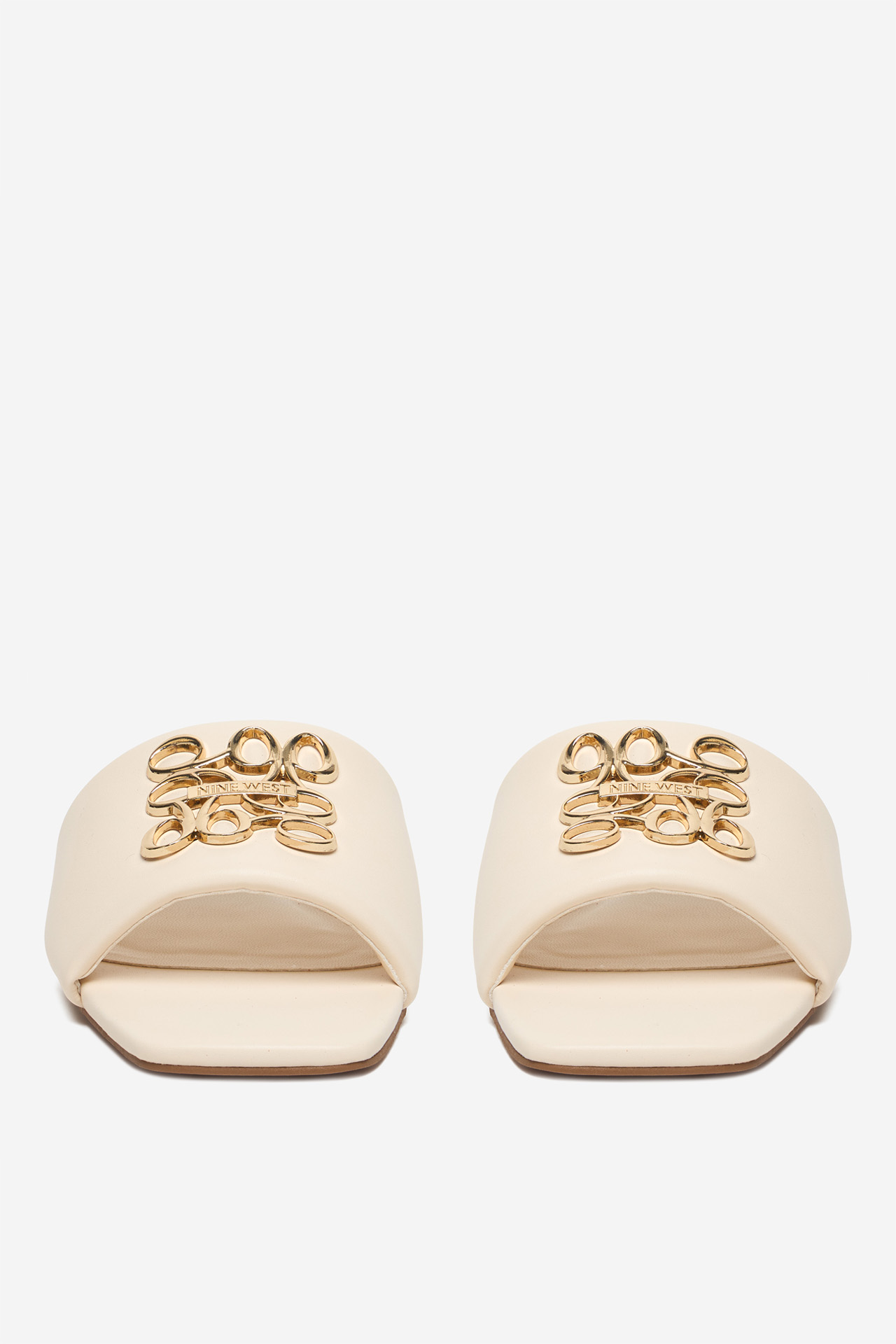 Nazouváky Krémová