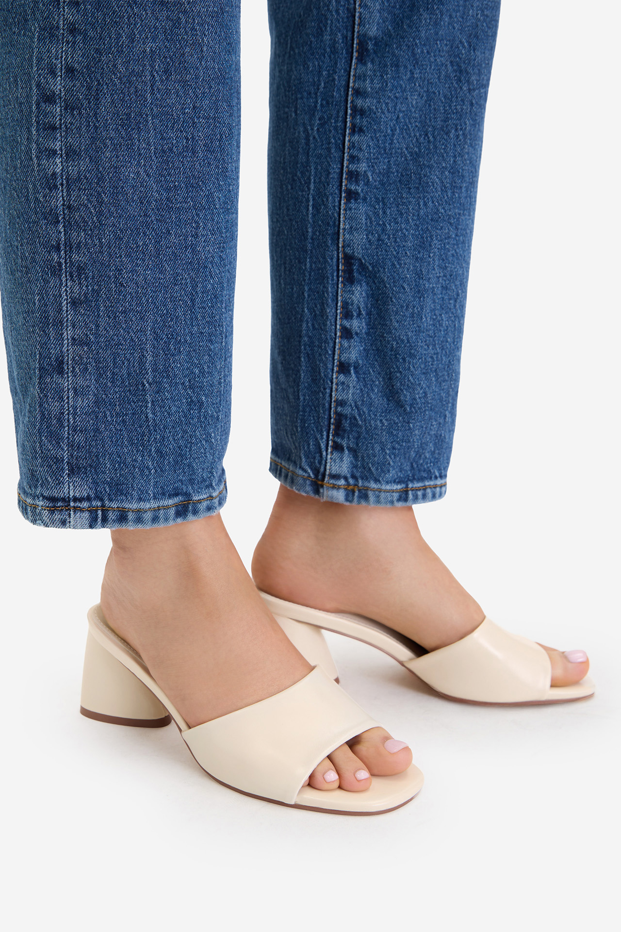 Nazouváky Krémová