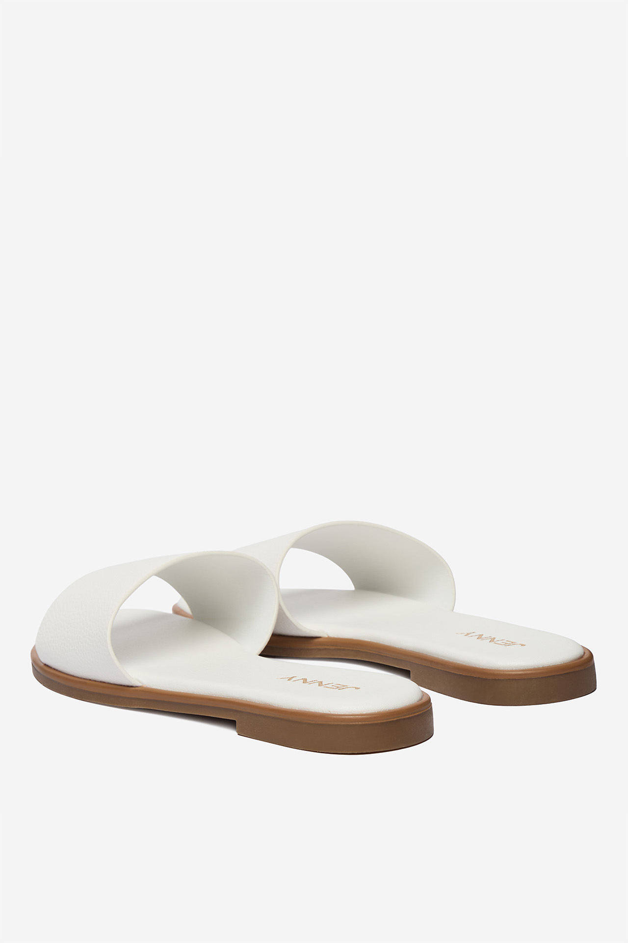 Nazouváky Krémová