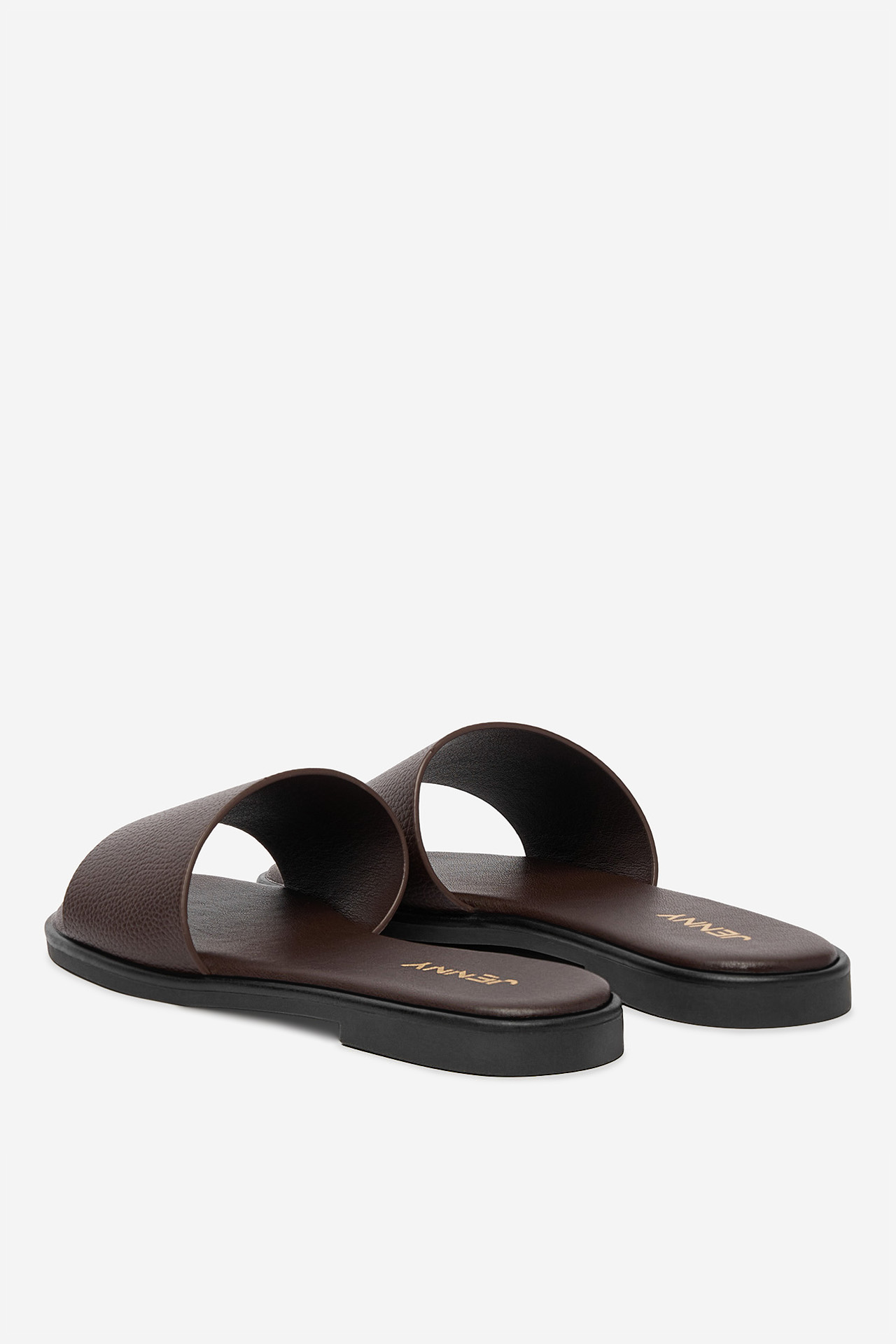 Nazouváky Tmavě hnědá