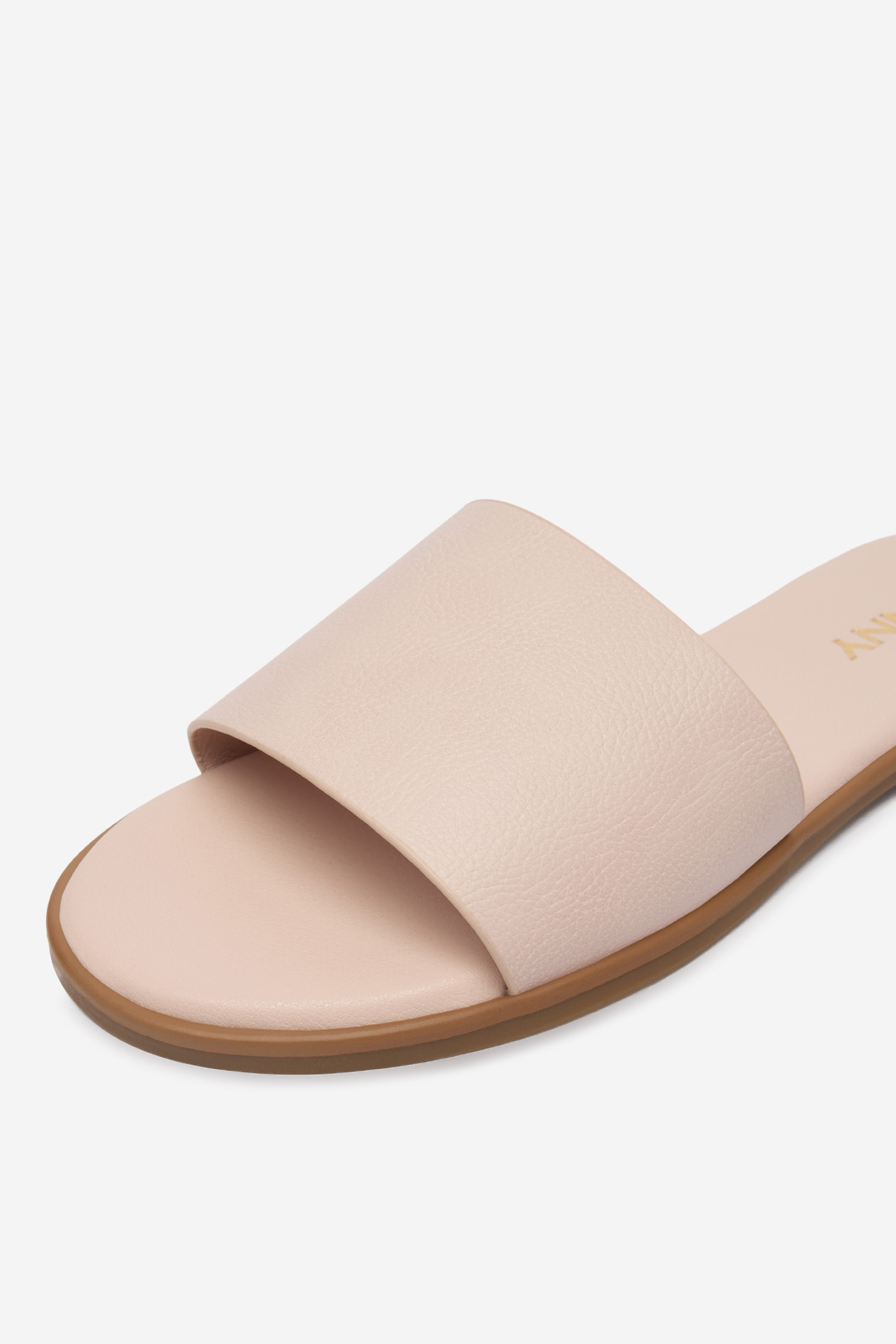 Nazouváky Růžová