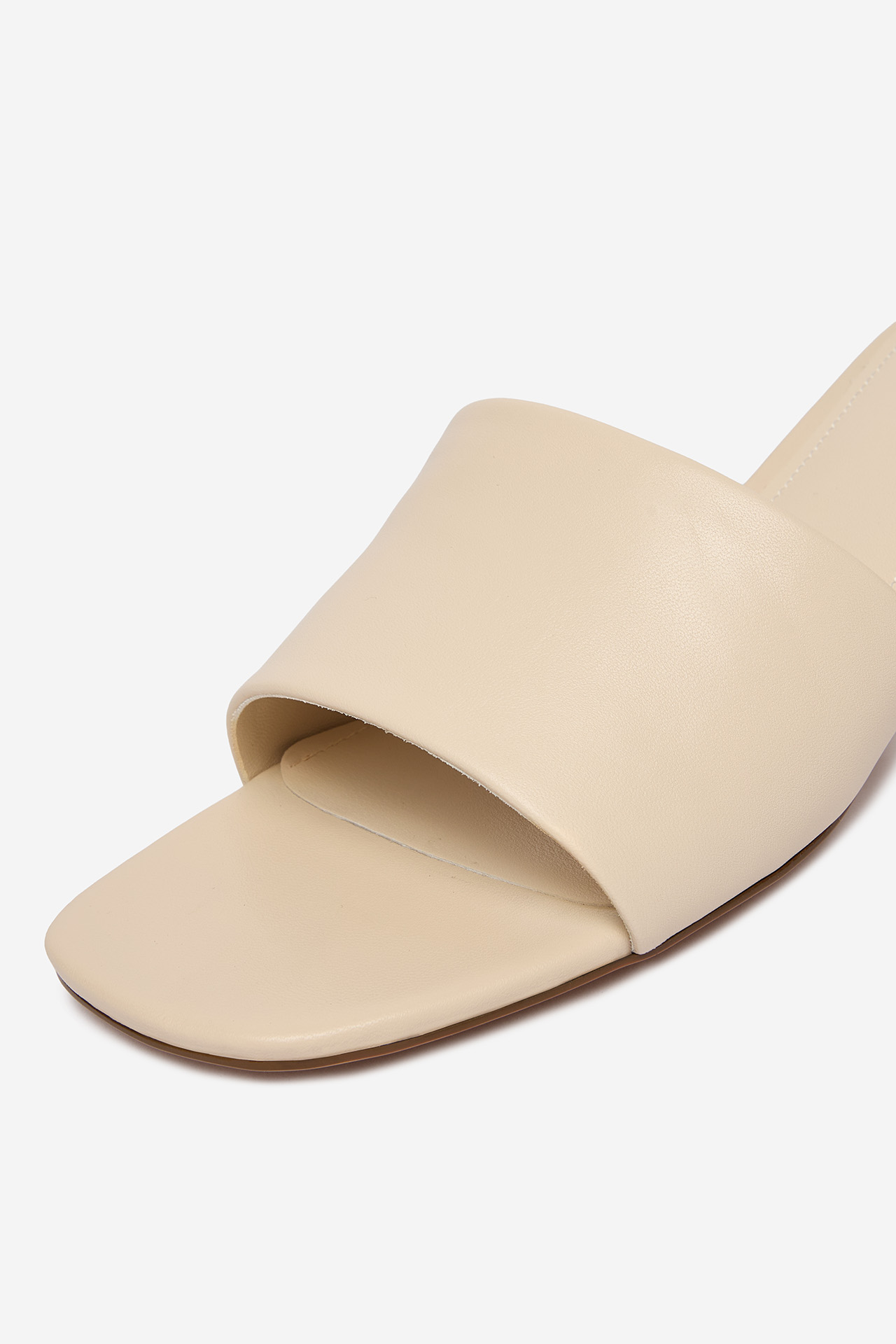 Nazouváky Světle béžová