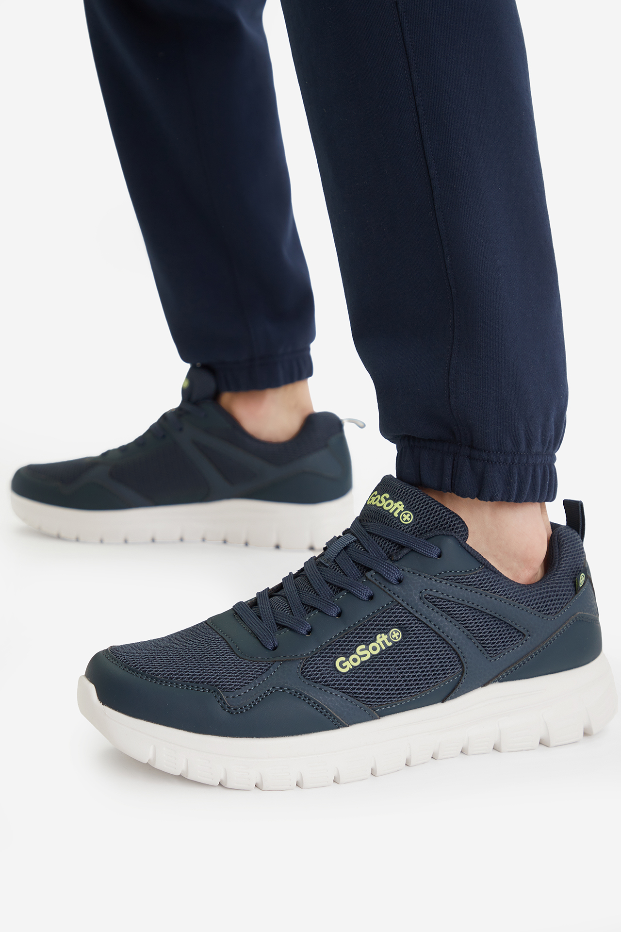 Sneakersy Tmavomodrá