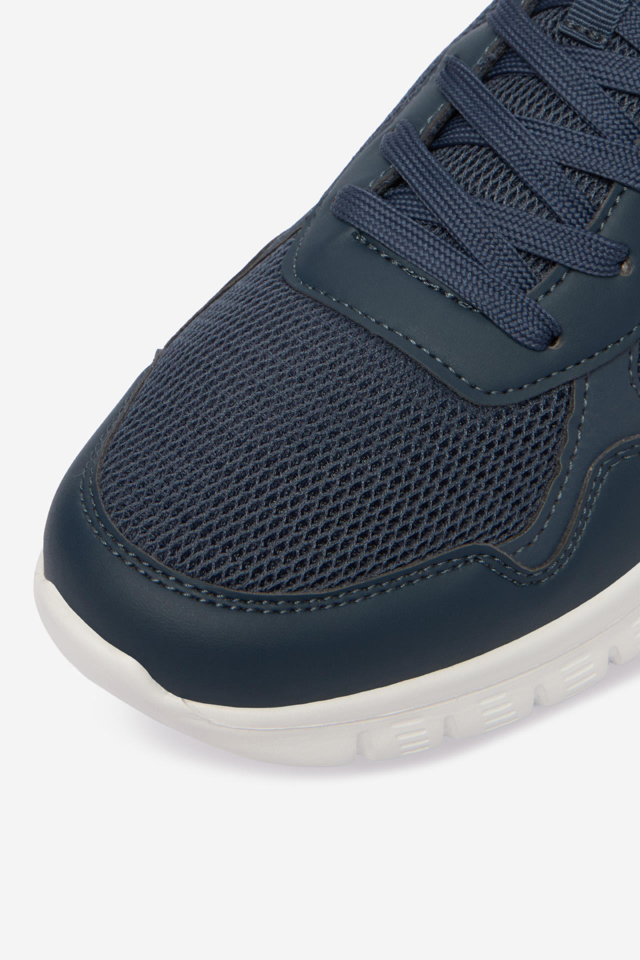 Sneakersy Tmavomodrá