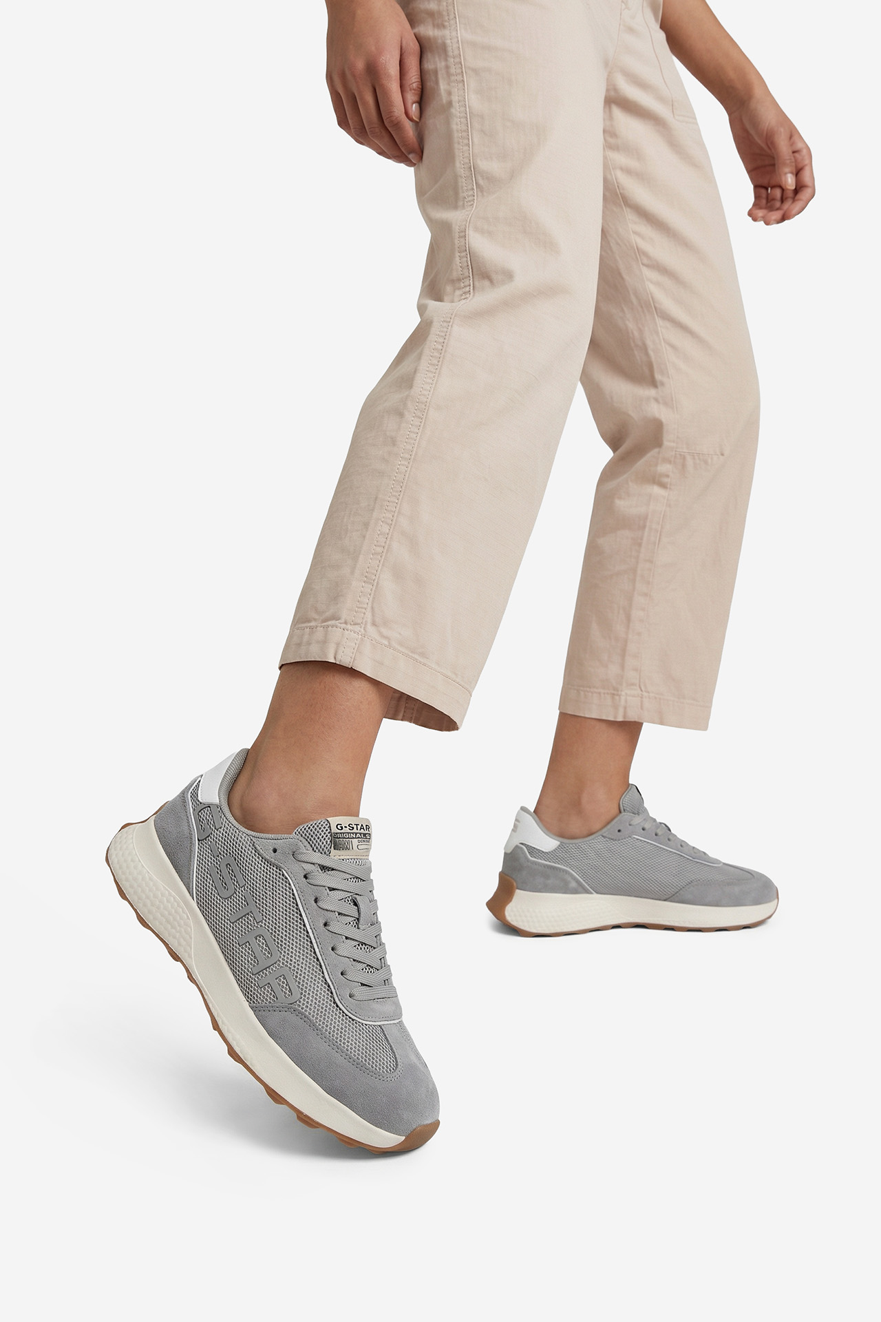 Sneakersy Světle šedá