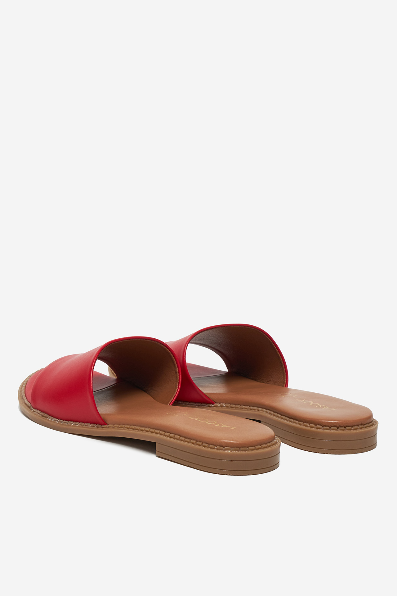 Nazouváky Červená