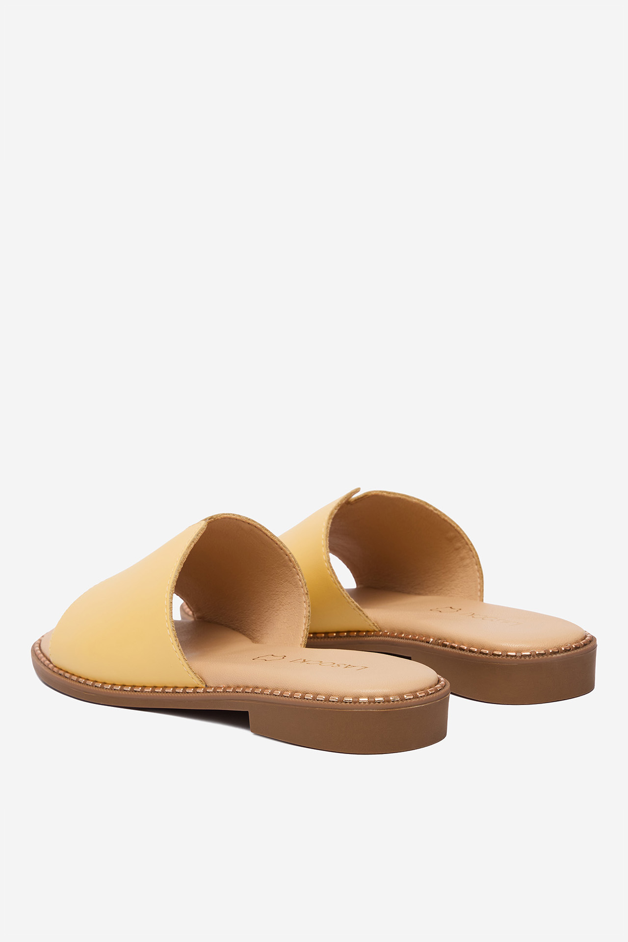 Nazouváky Světle žlutá