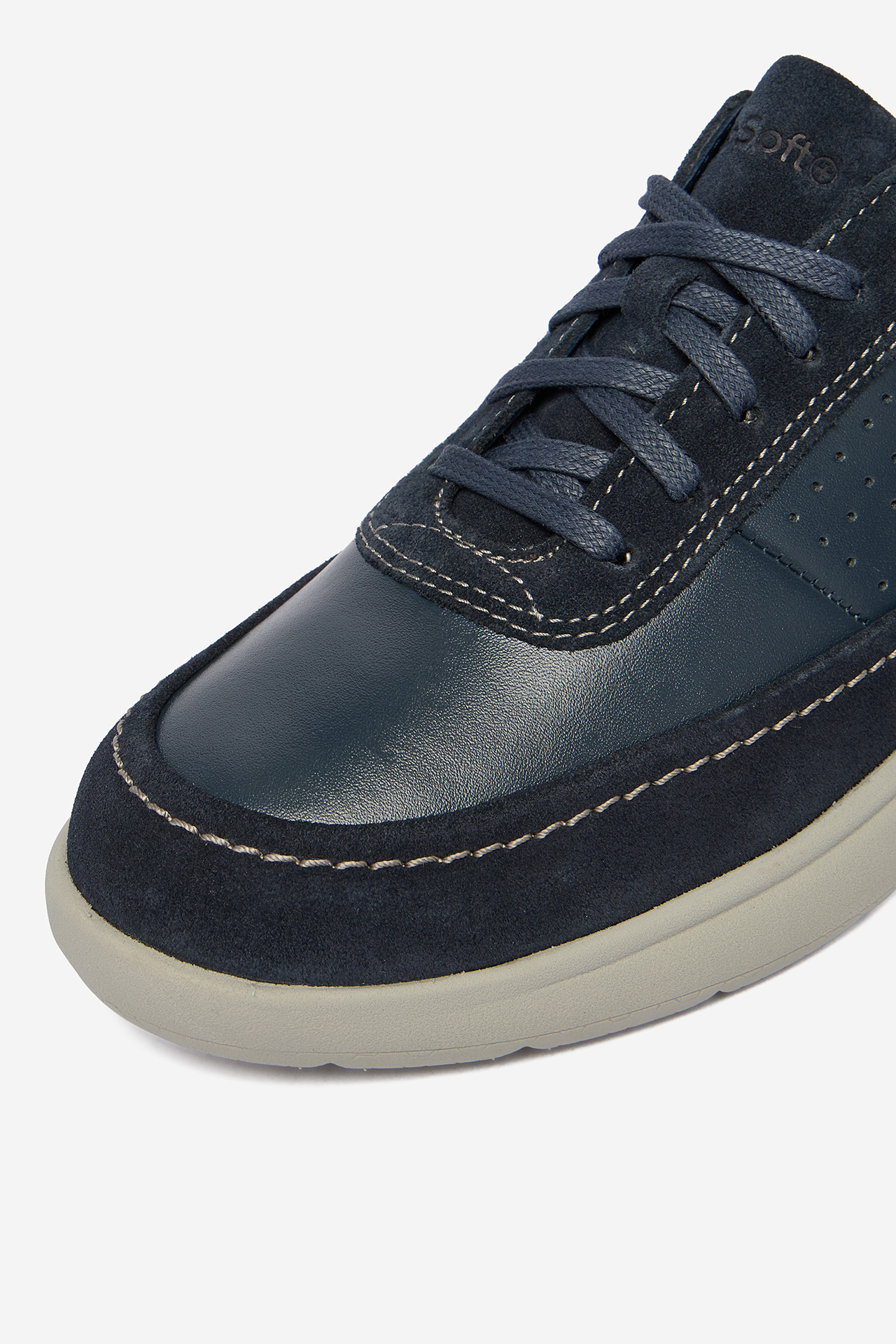 Sneakersy Tmavomodrá