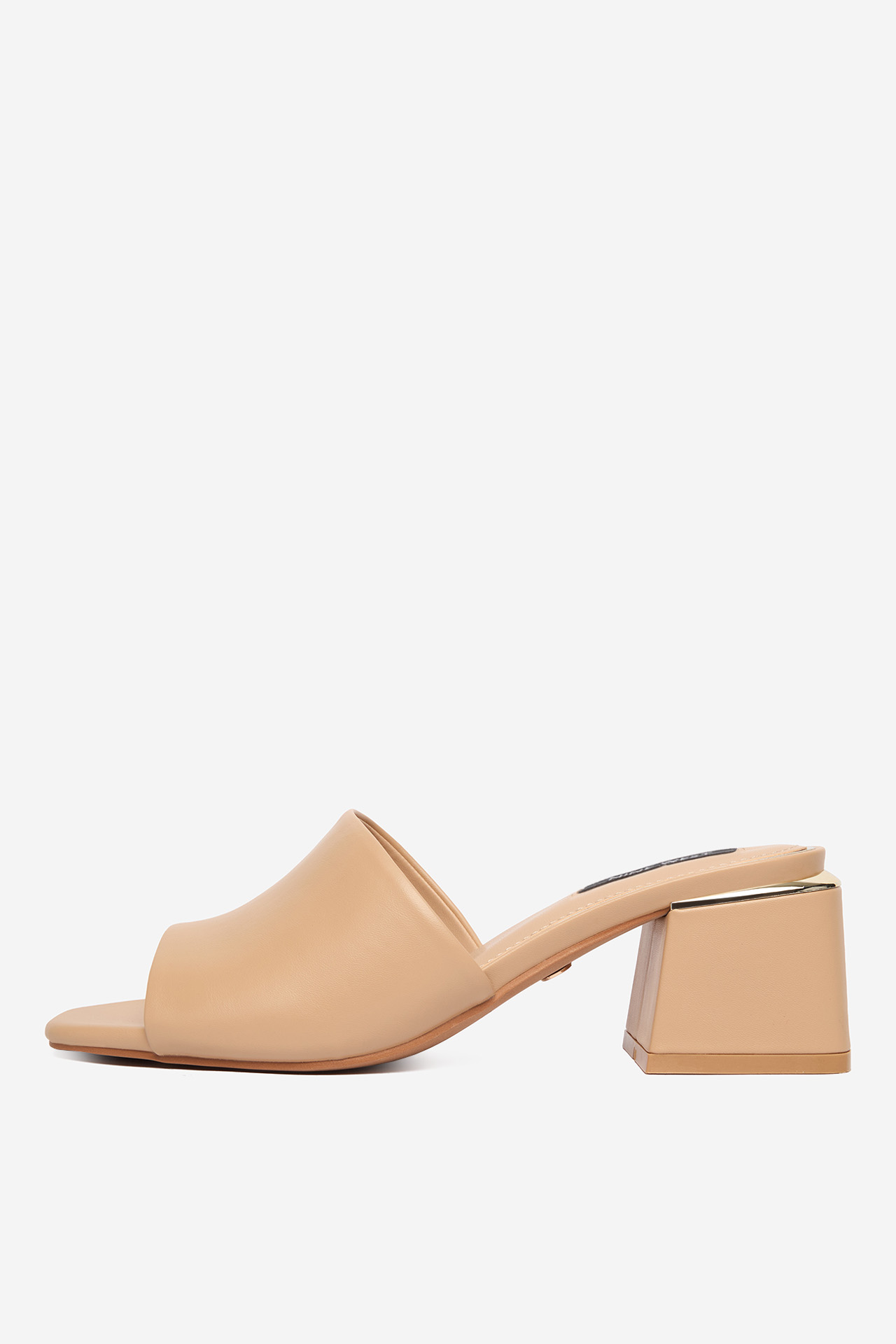 Nazouváky Béžová